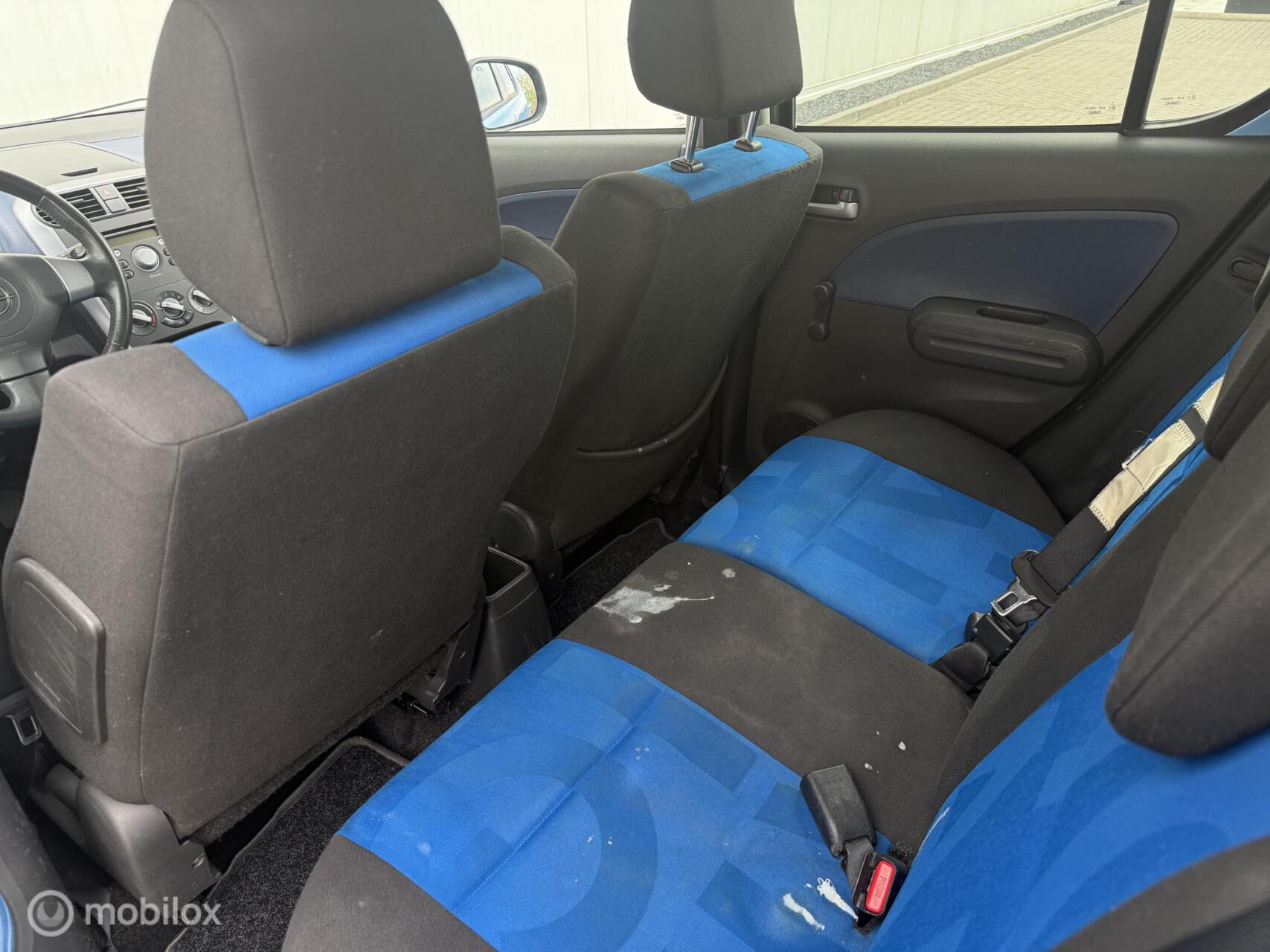 Foto van Opel Agila