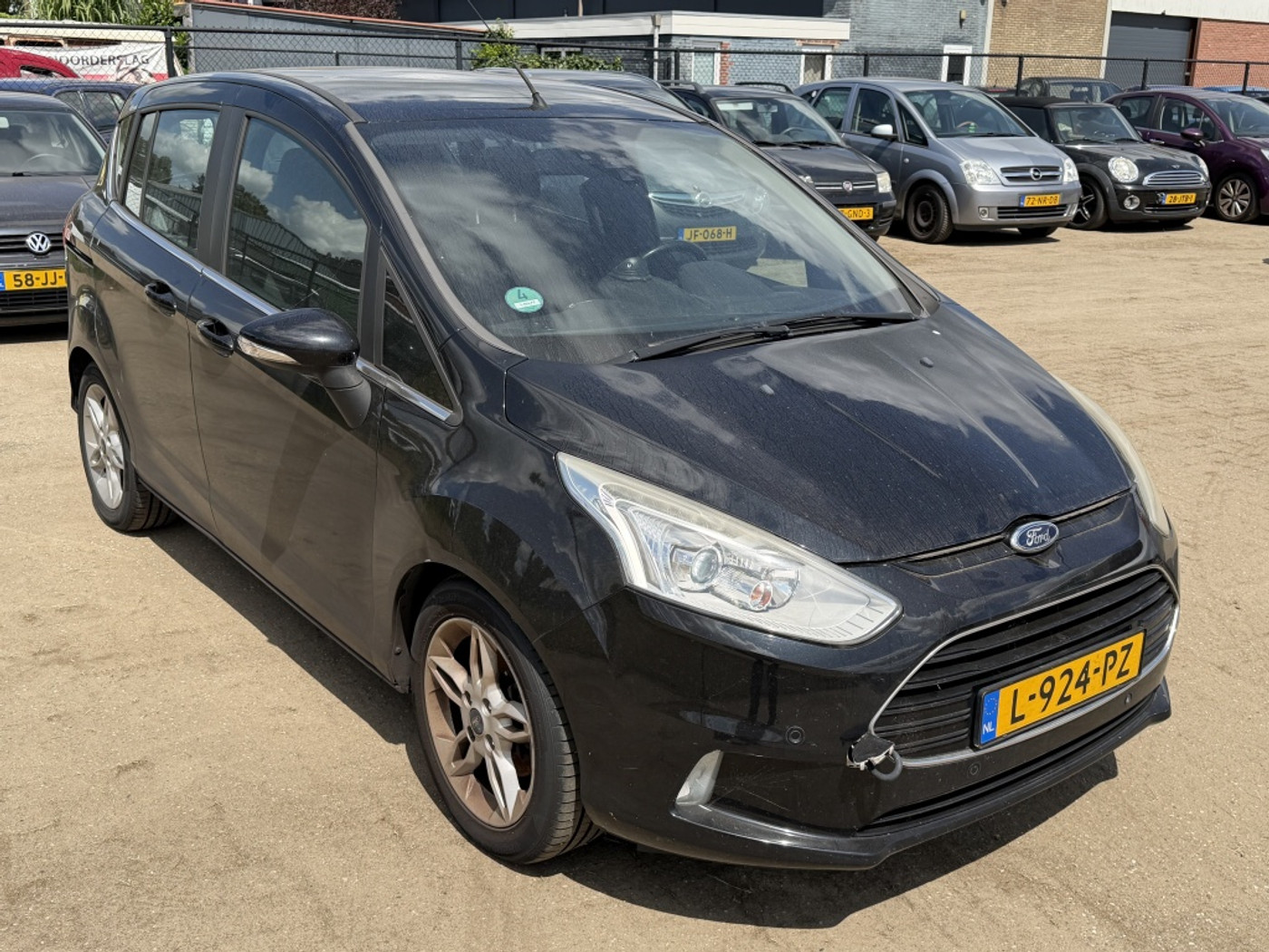 Foto van Ford B-max