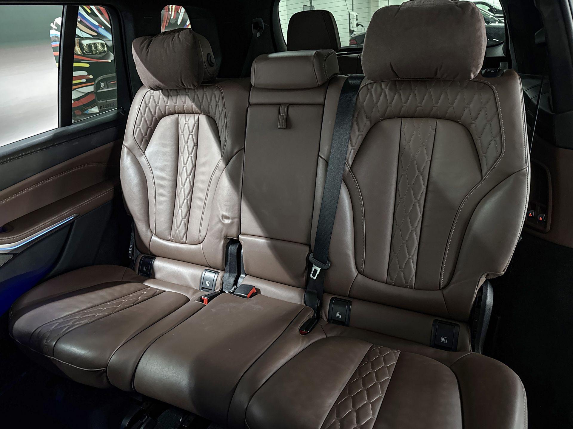Foto van BMW X7 Xdrive40i