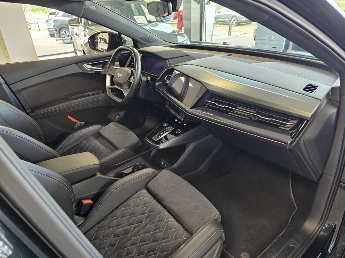 Foto van Audi Q4 35 E-tron
