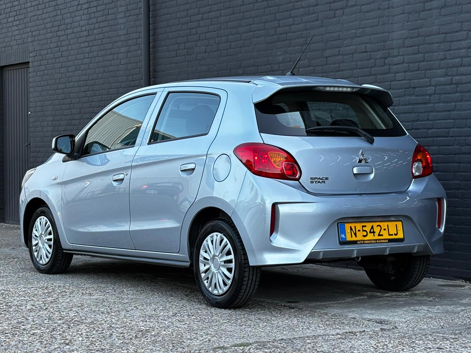 Foto van Mitsubishi Mitsubishi Space Star