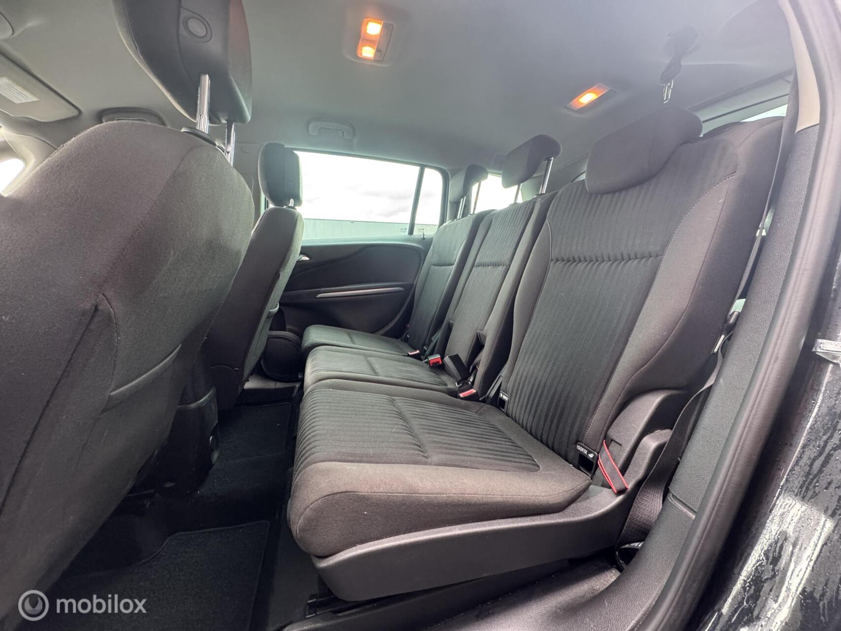 Foto van Opel Zafira Tourer