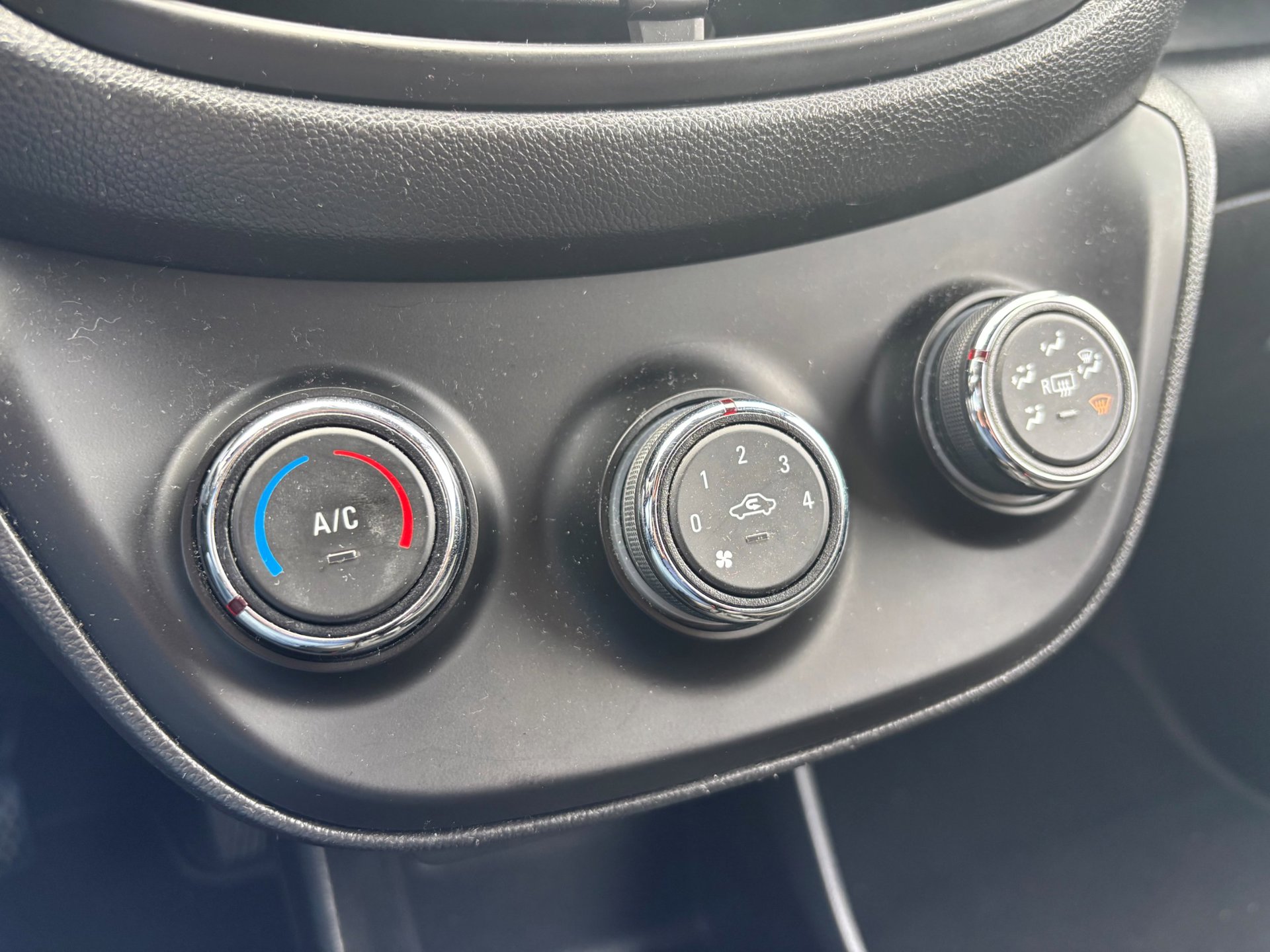 Foto van Opel Karl / Viva