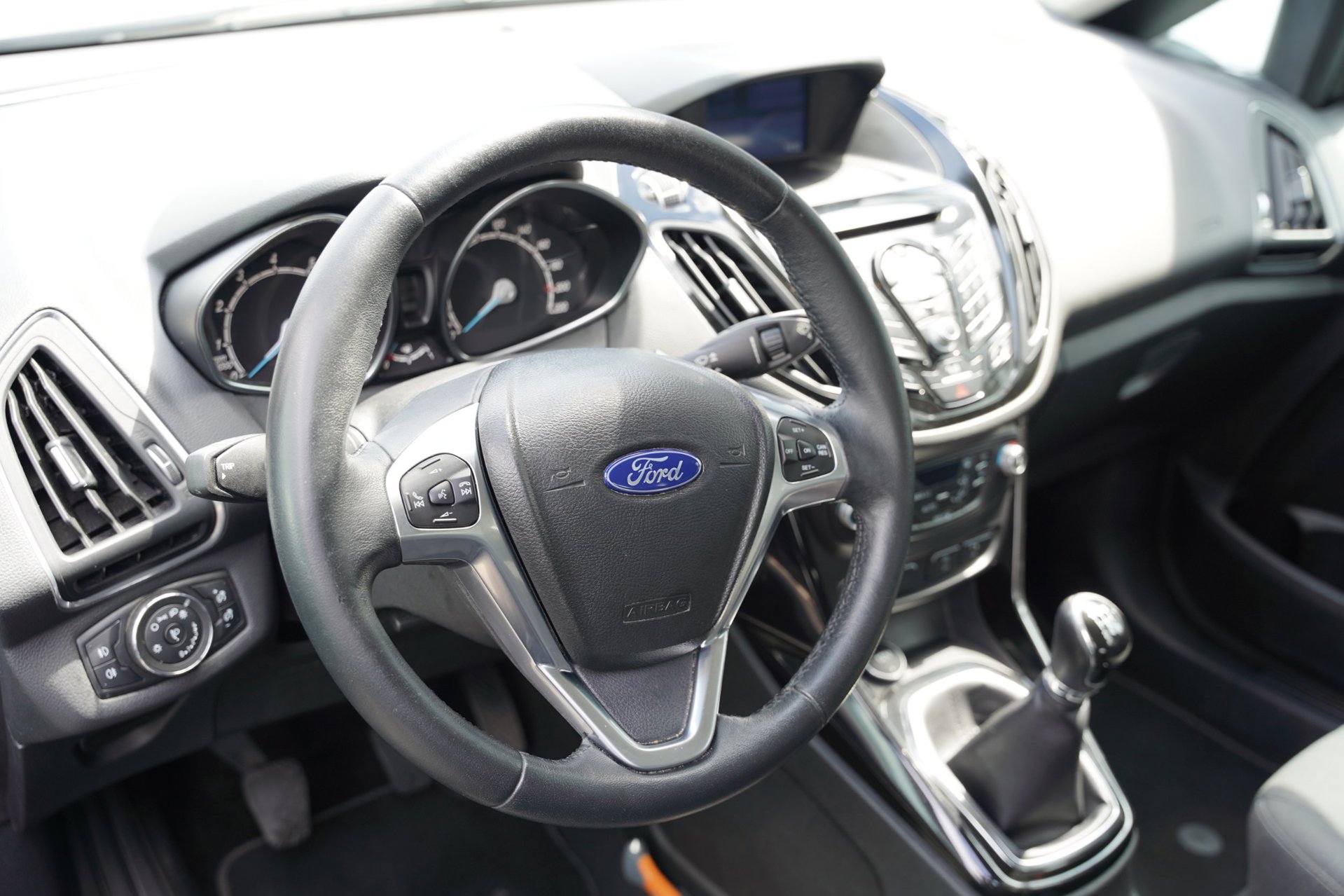 Foto van Ford B-max