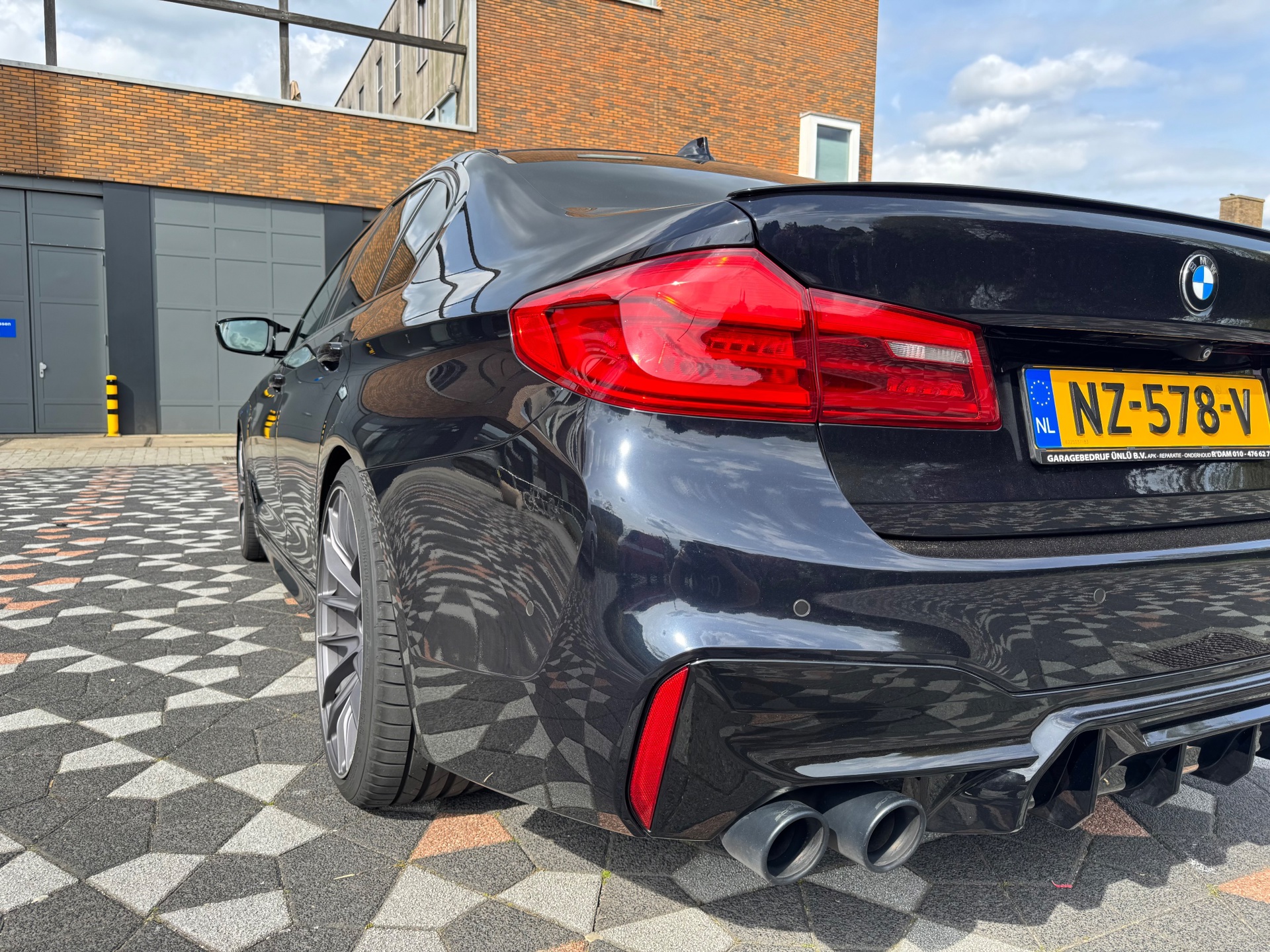 Foto van BMW 540i