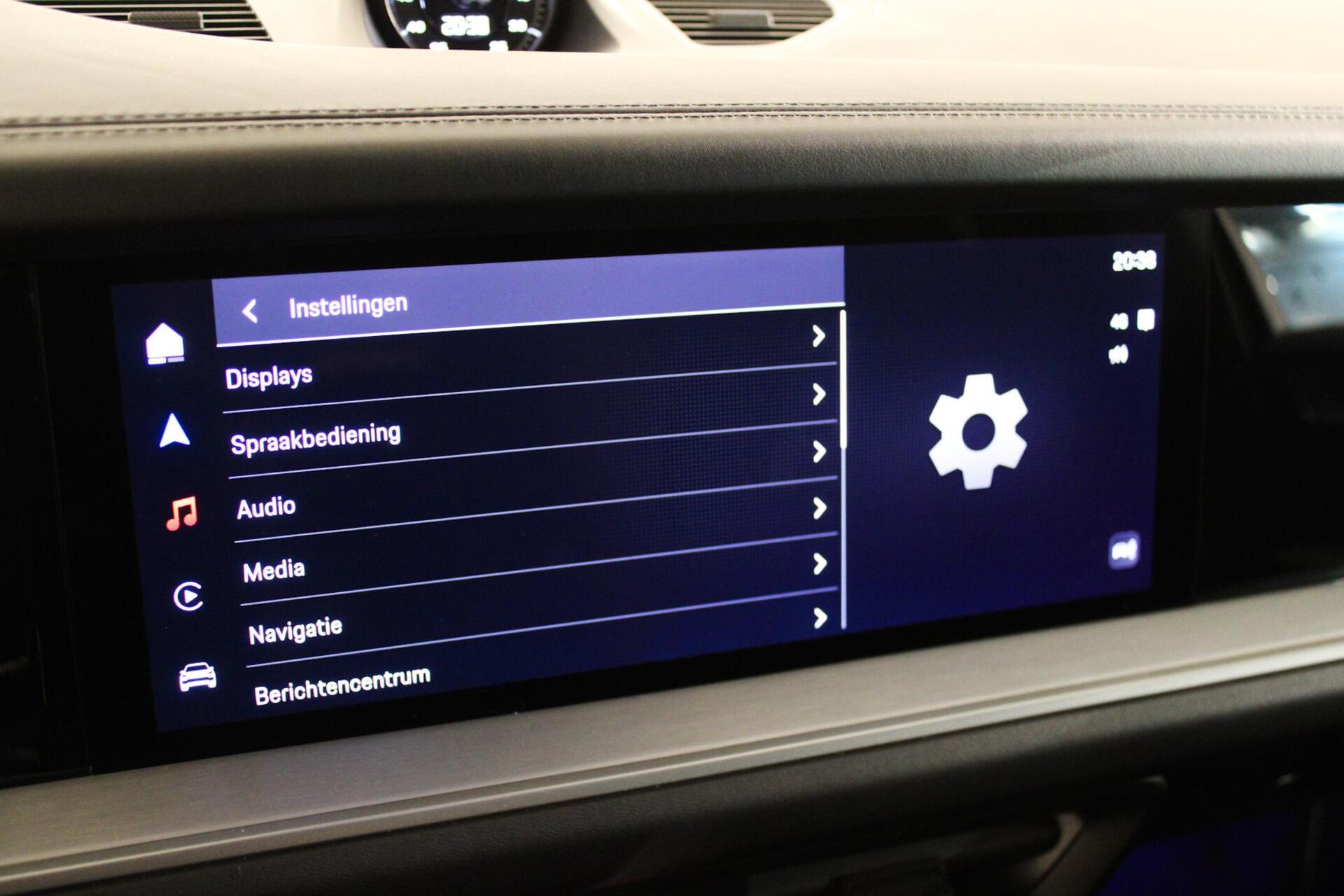 Foto van Porsche Cayenne E-hybrid