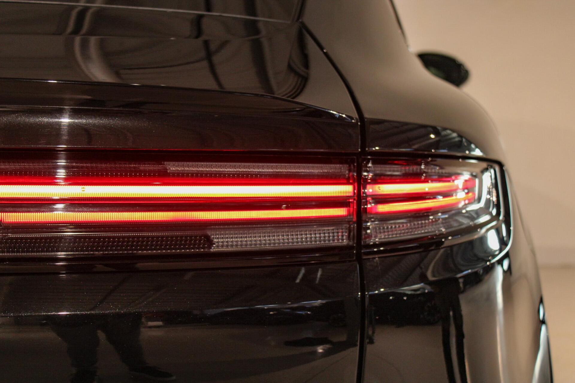 Foto van Porsche Cayenne E-hybrid