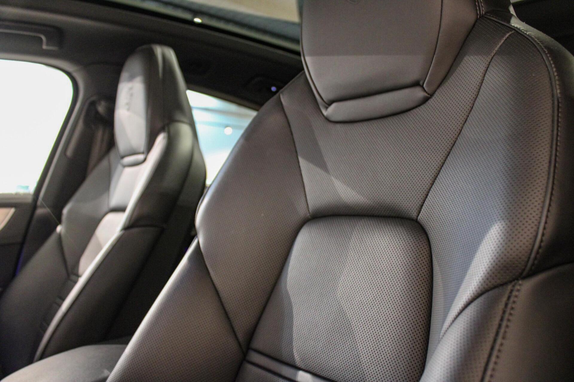 Foto van Porsche Cayenne E-hybrid