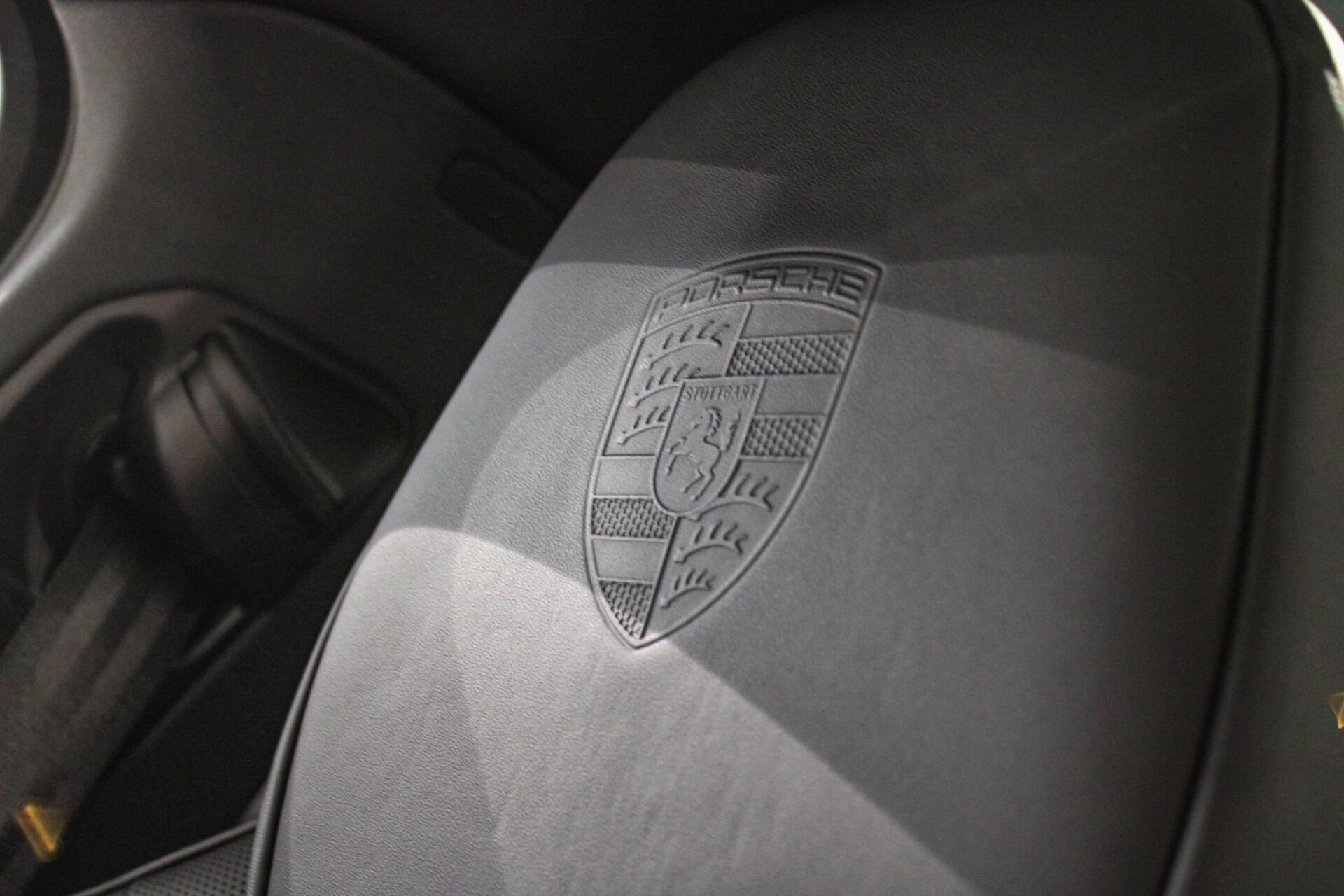Foto van Porsche Cayenne E-hybrid