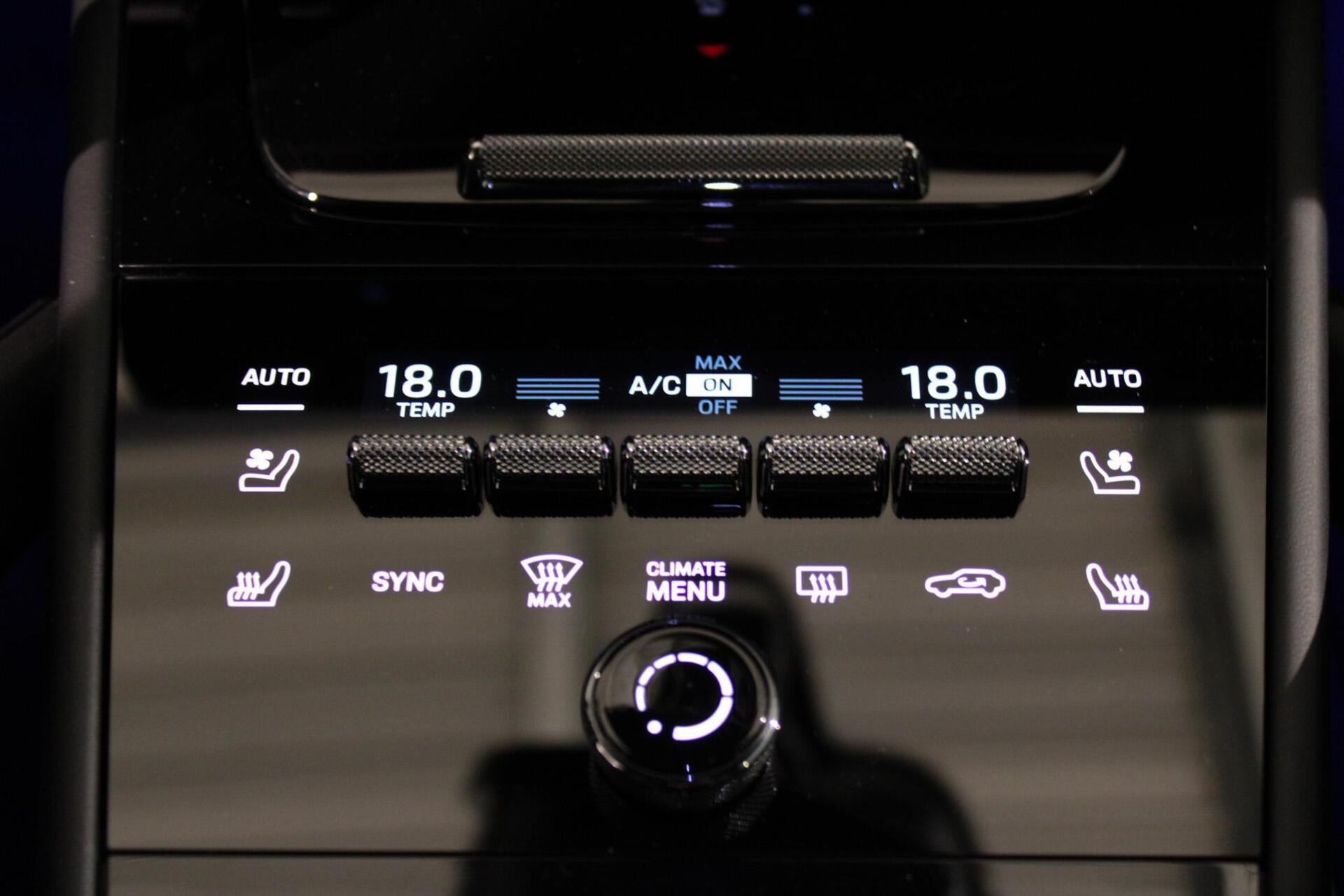 Foto van Porsche Cayenne E-hybrid