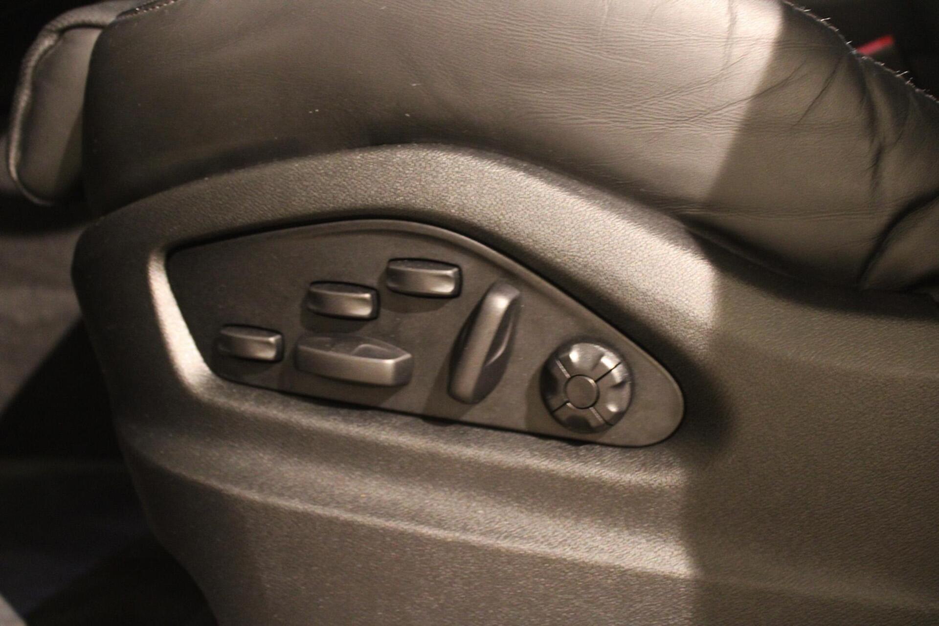 Foto van Porsche Cayenne E-hybrid