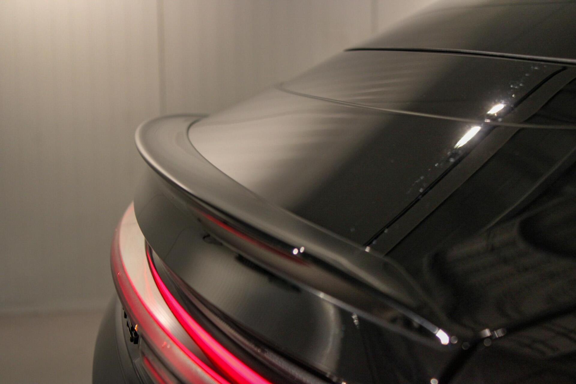 Foto van Porsche Cayenne E-hybrid