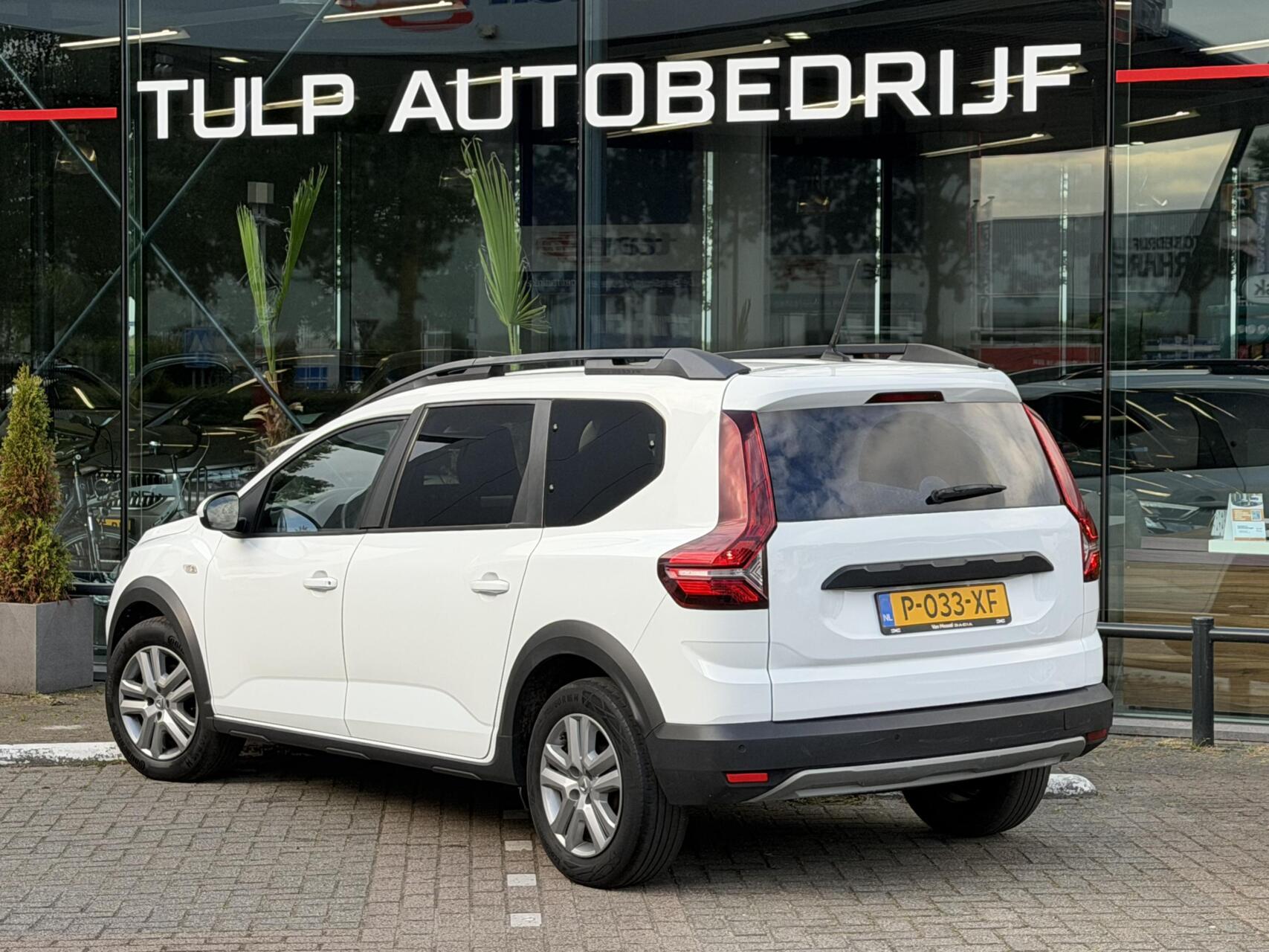 Foto van Dacia Jogger