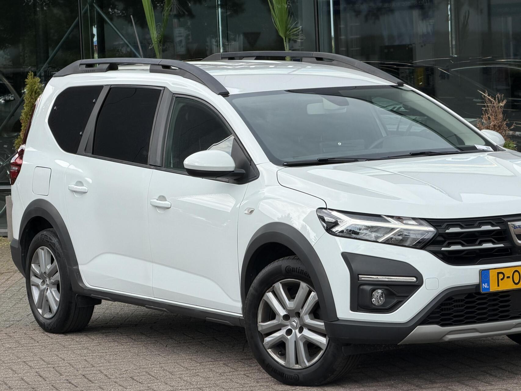 Foto van Dacia Jogger