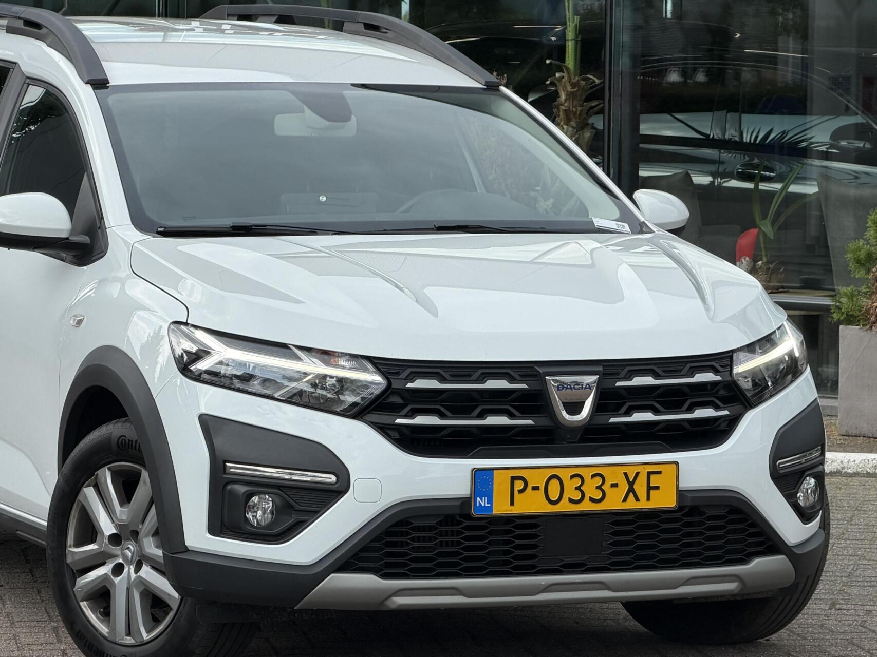 Foto van Dacia Jogger