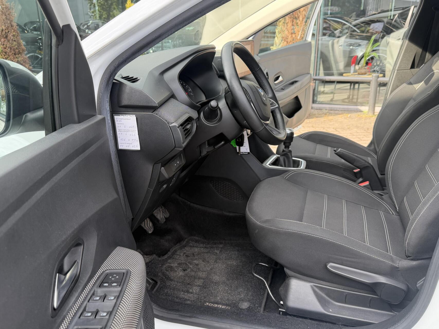Foto van Dacia Jogger
