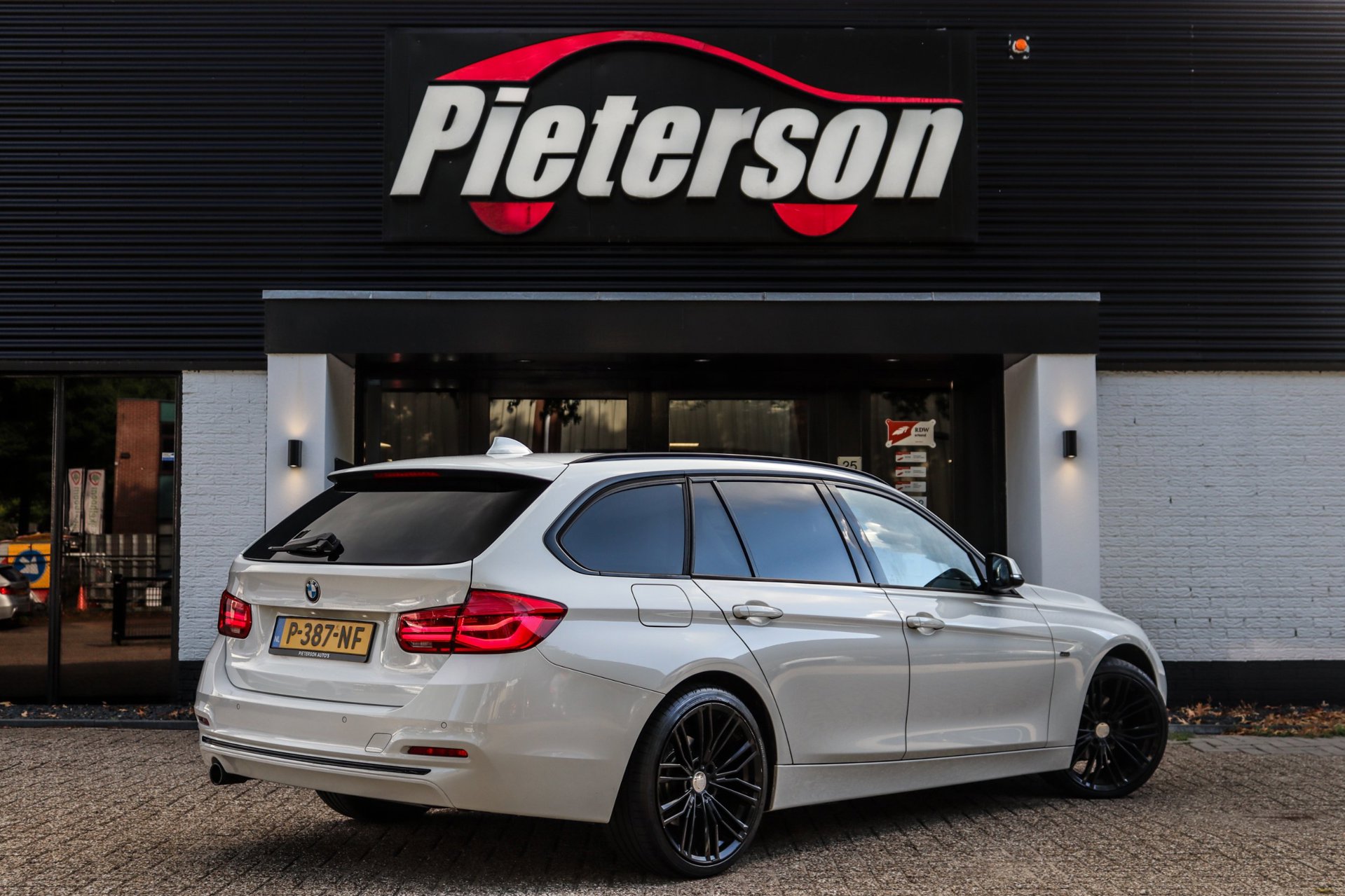 Foto van BMW 318i