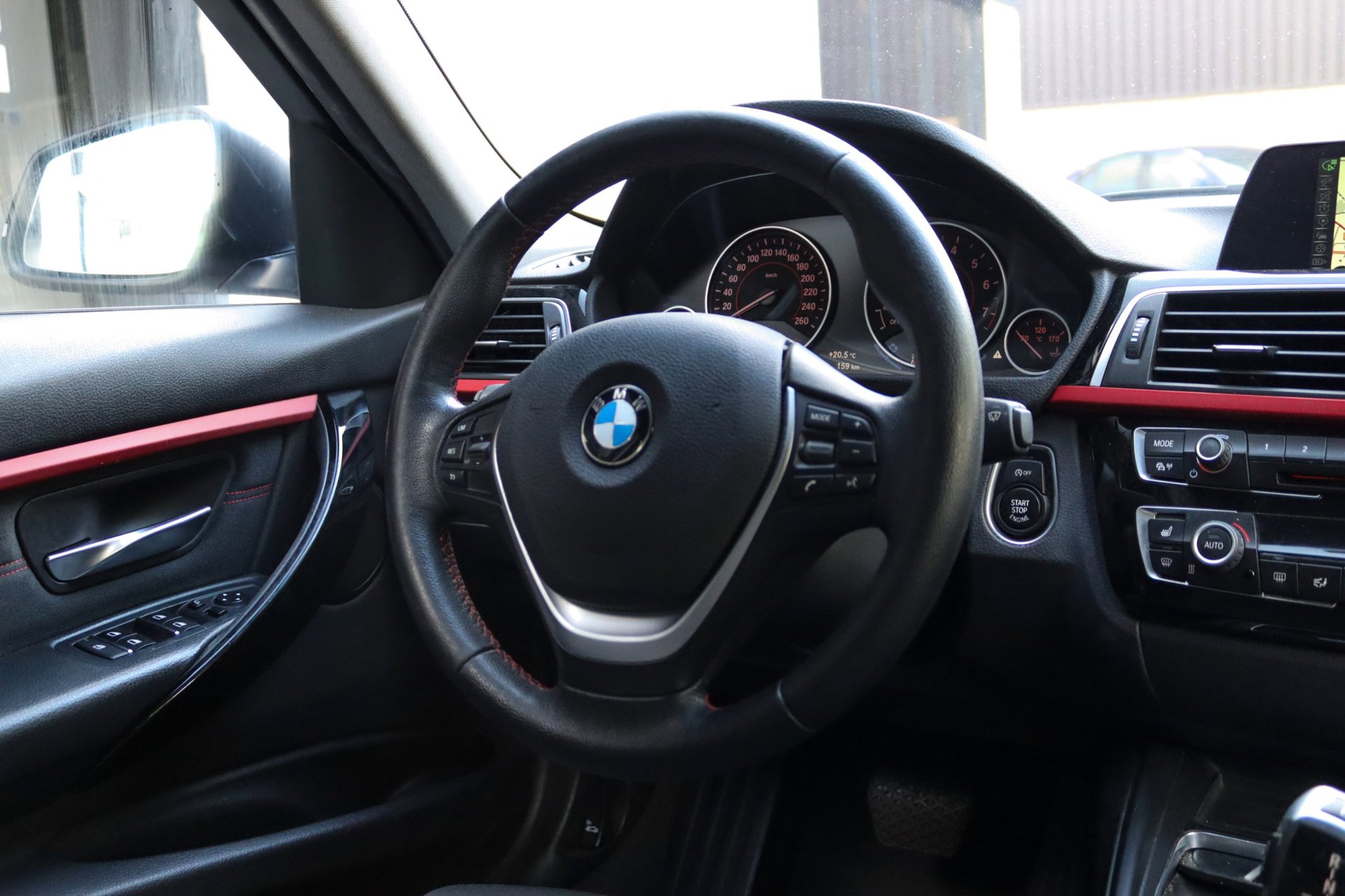 Foto van BMW 318i