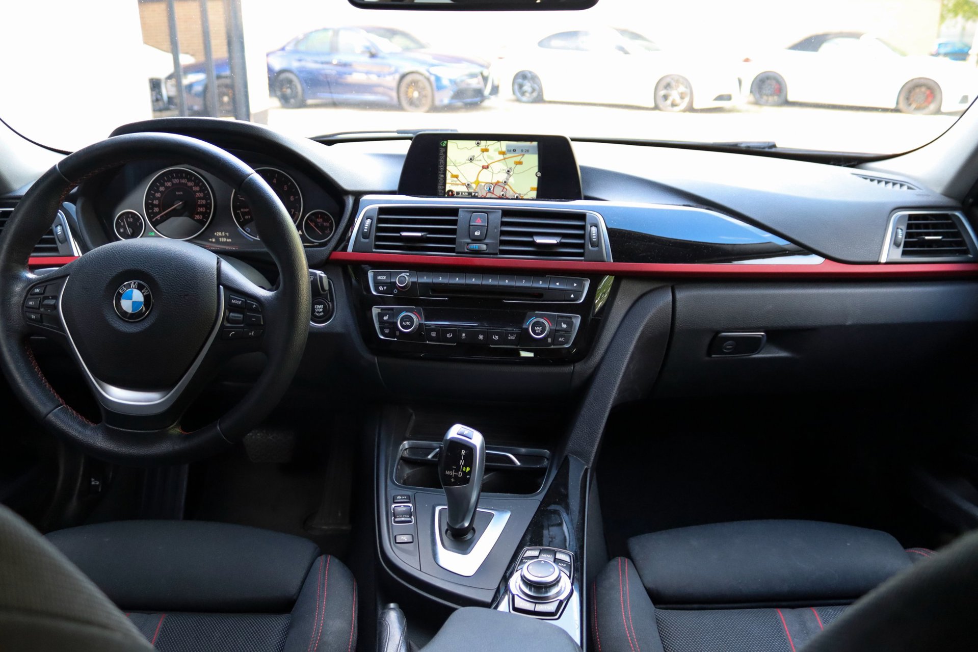 Foto van BMW 318i