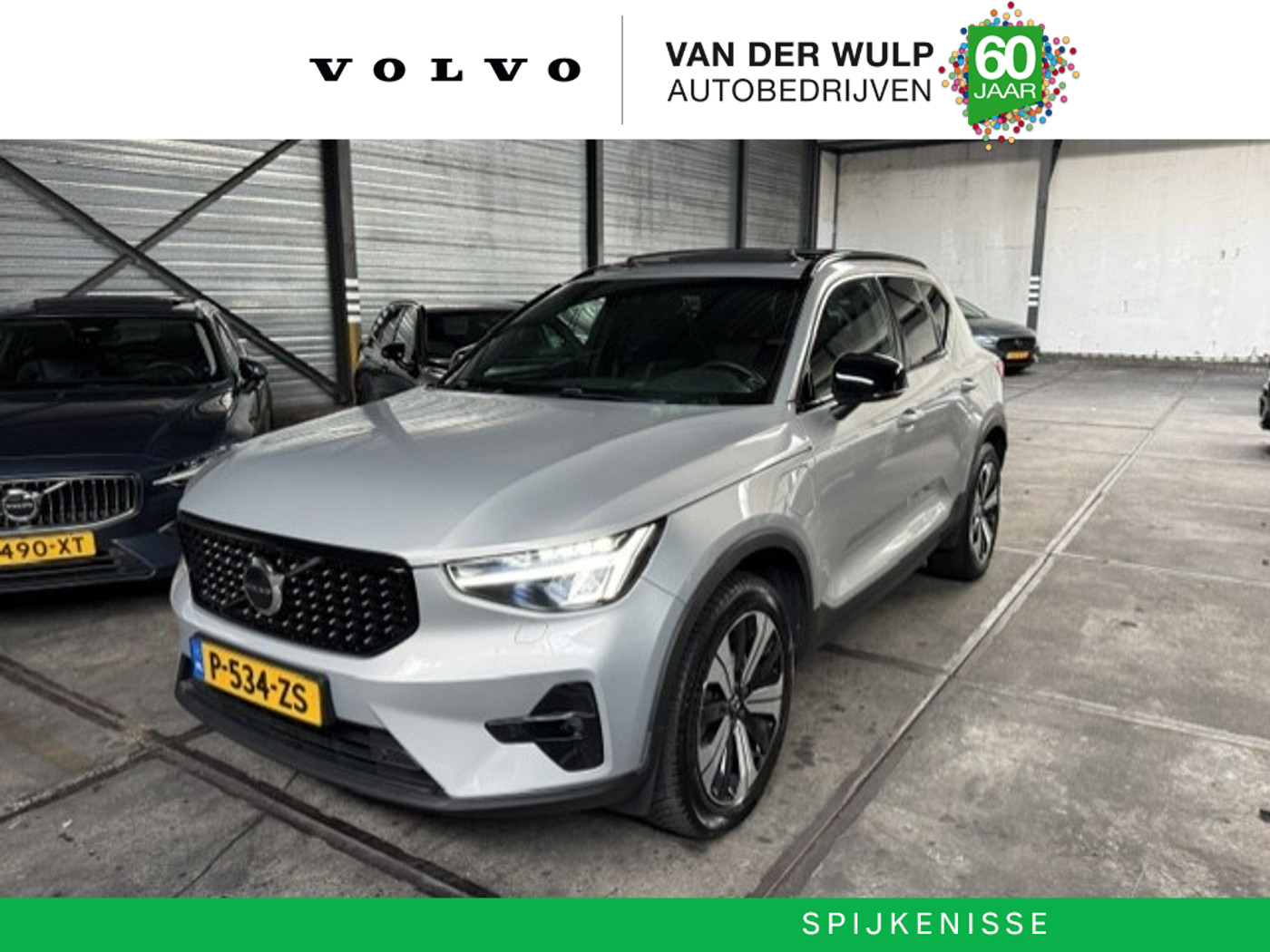 Volvo XC40 T5 262pk [Plug-in] Ultimate Dark | Trekhaak | Schuifdak | Harman Kardon | 2022 - voorkant