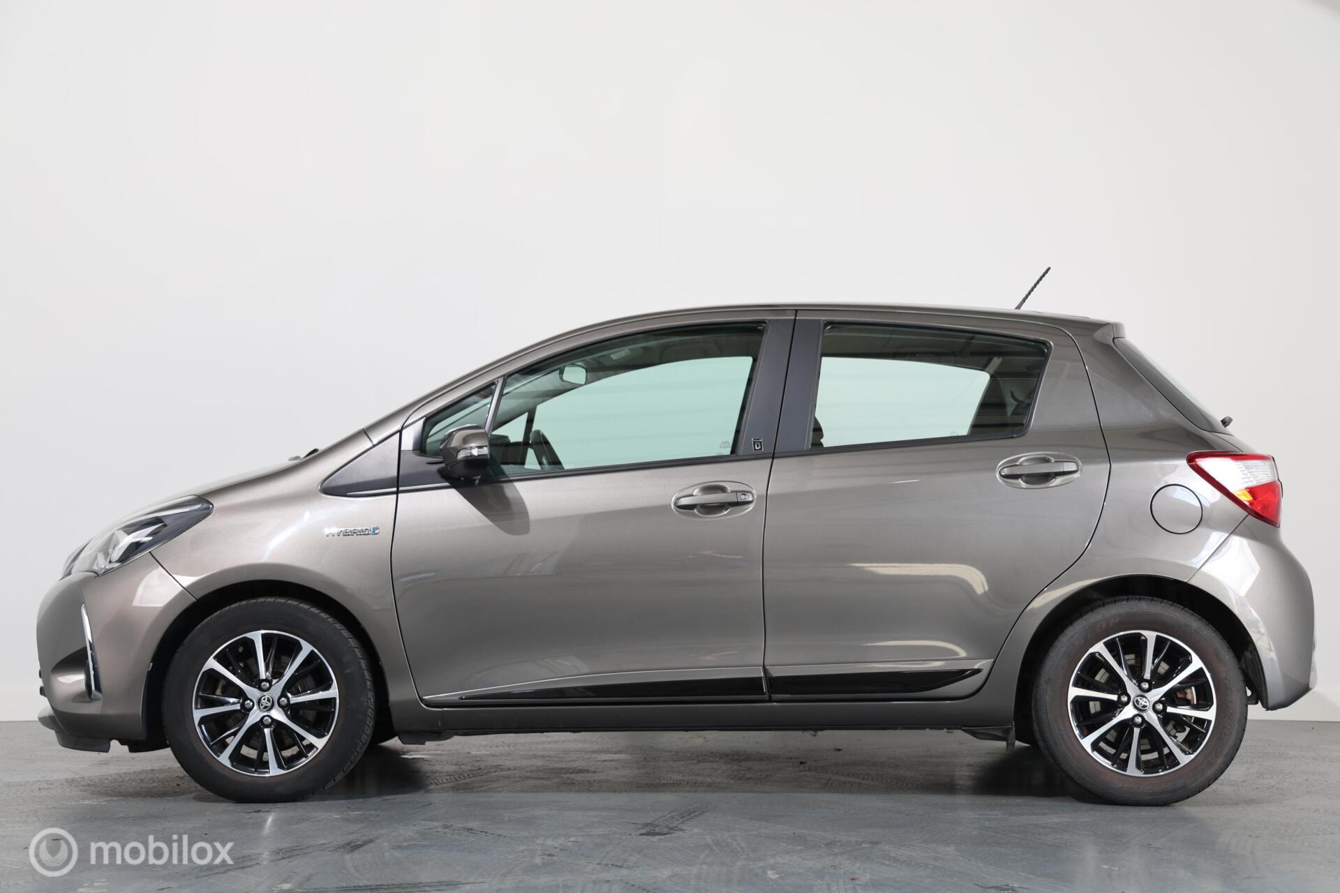 Foto van Toyota Toyota Yaris Hybrid
