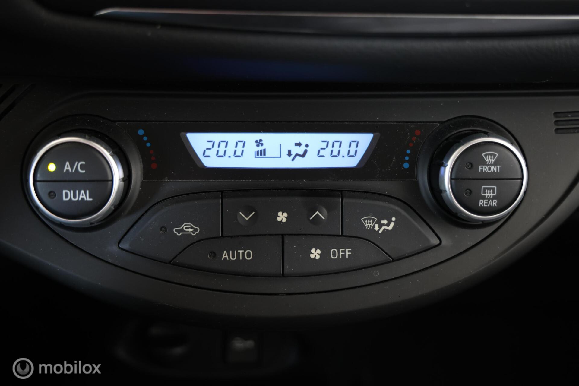 Foto van Toyota Toyota Yaris Hybrid