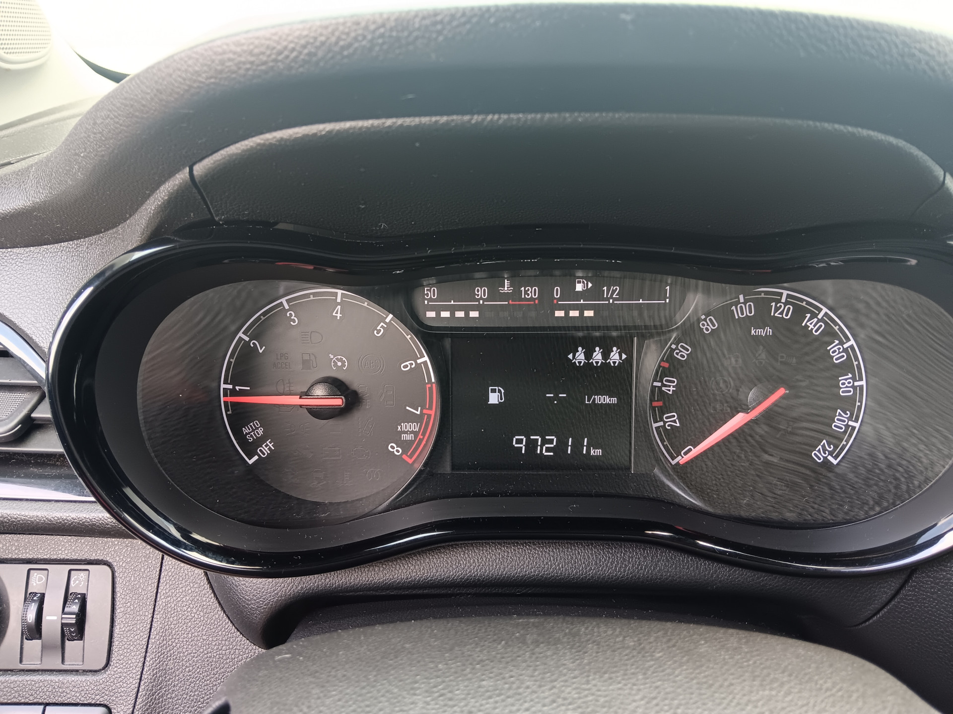 Foto van Opel Karl / Viva