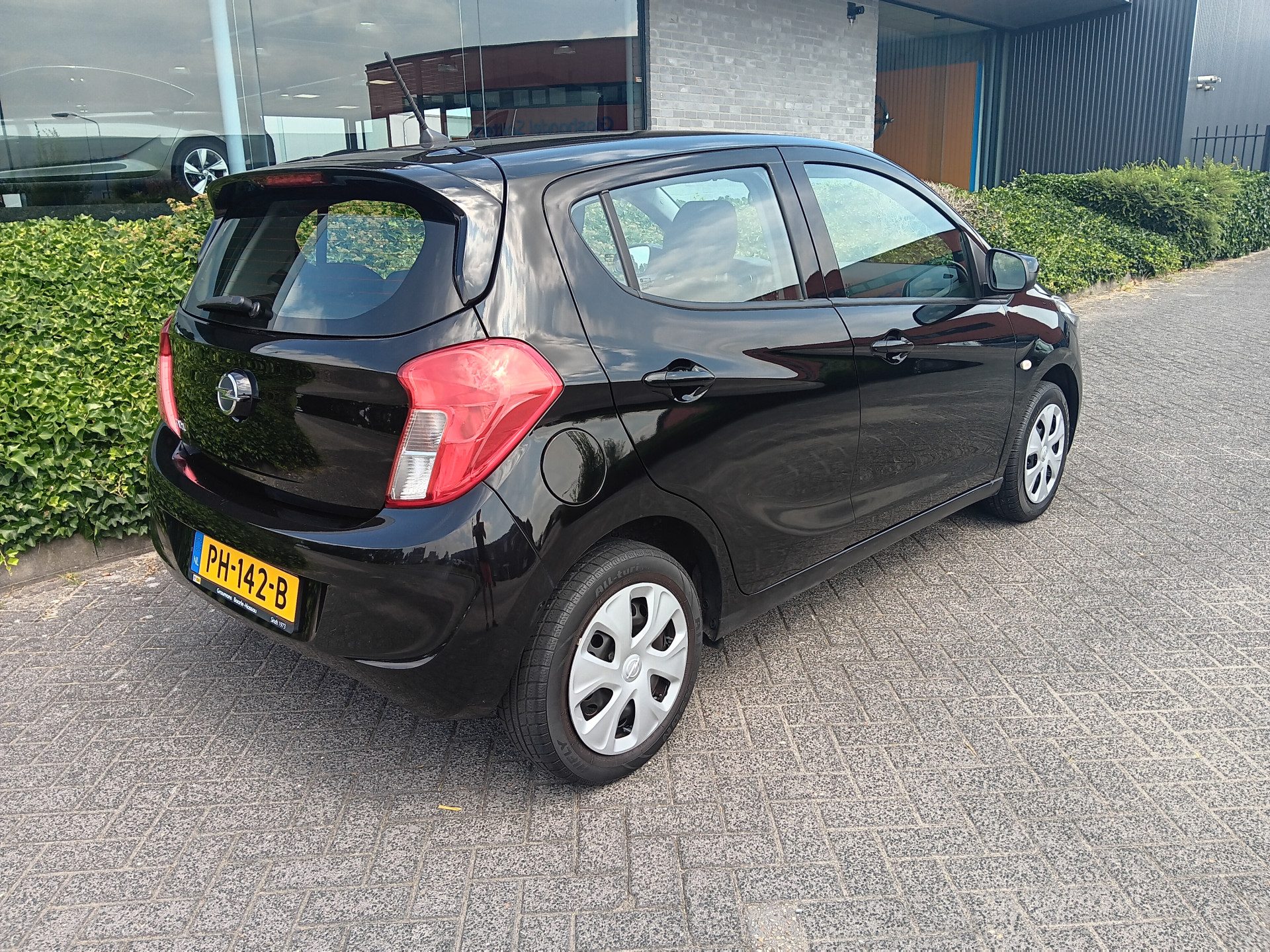 Foto van Opel Karl / Viva