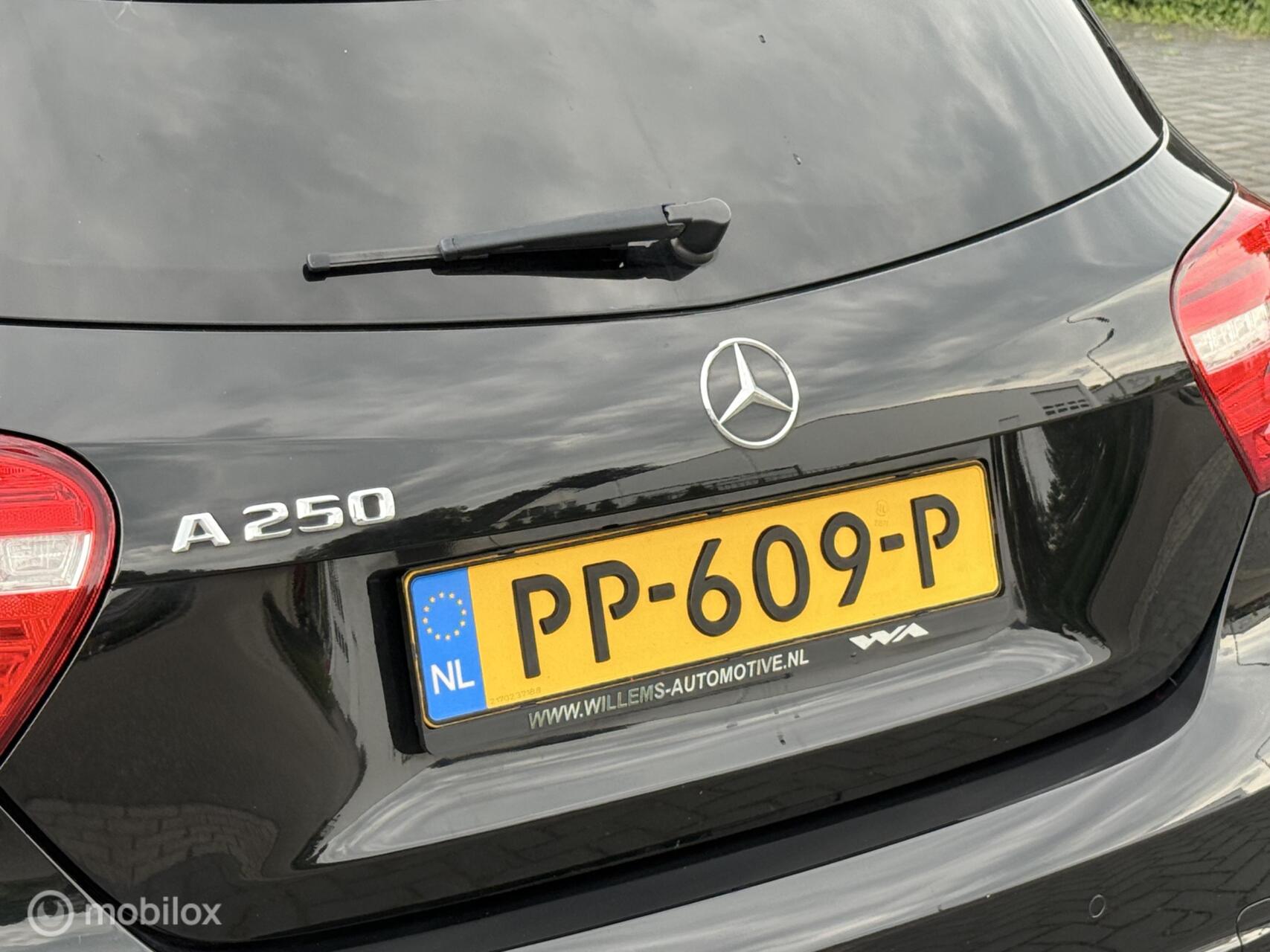 Foto van Mercedes-Benz A 250