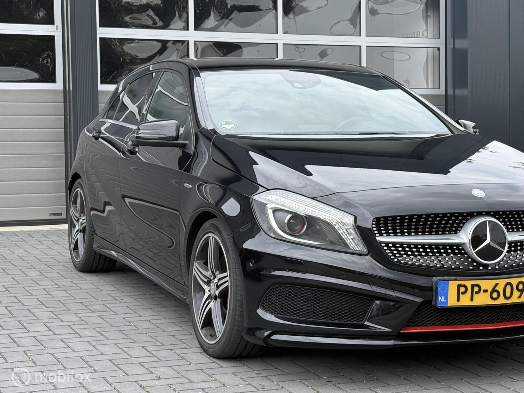 Foto van Mercedes-Benz A 250