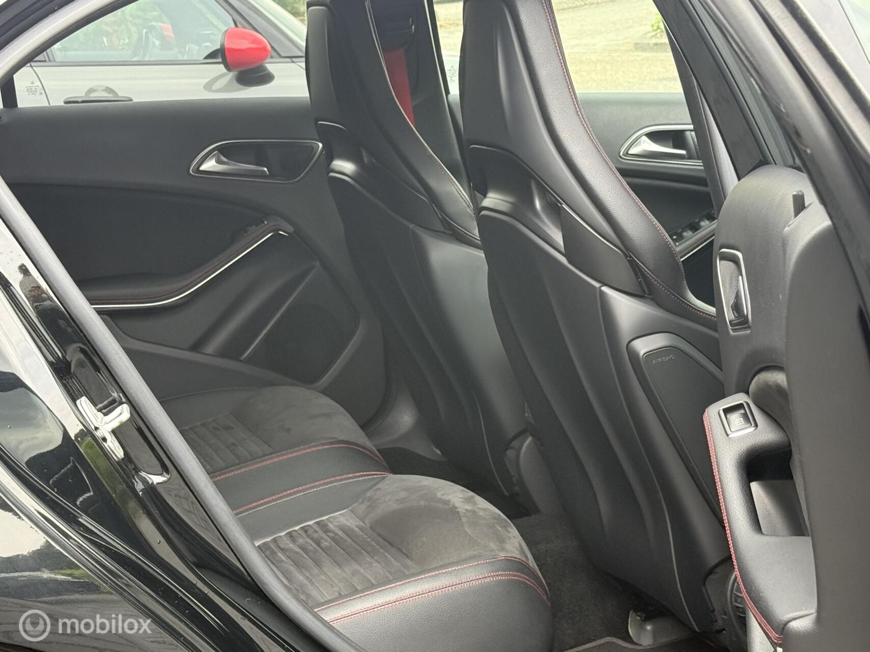 Foto van Mercedes-Benz A 250