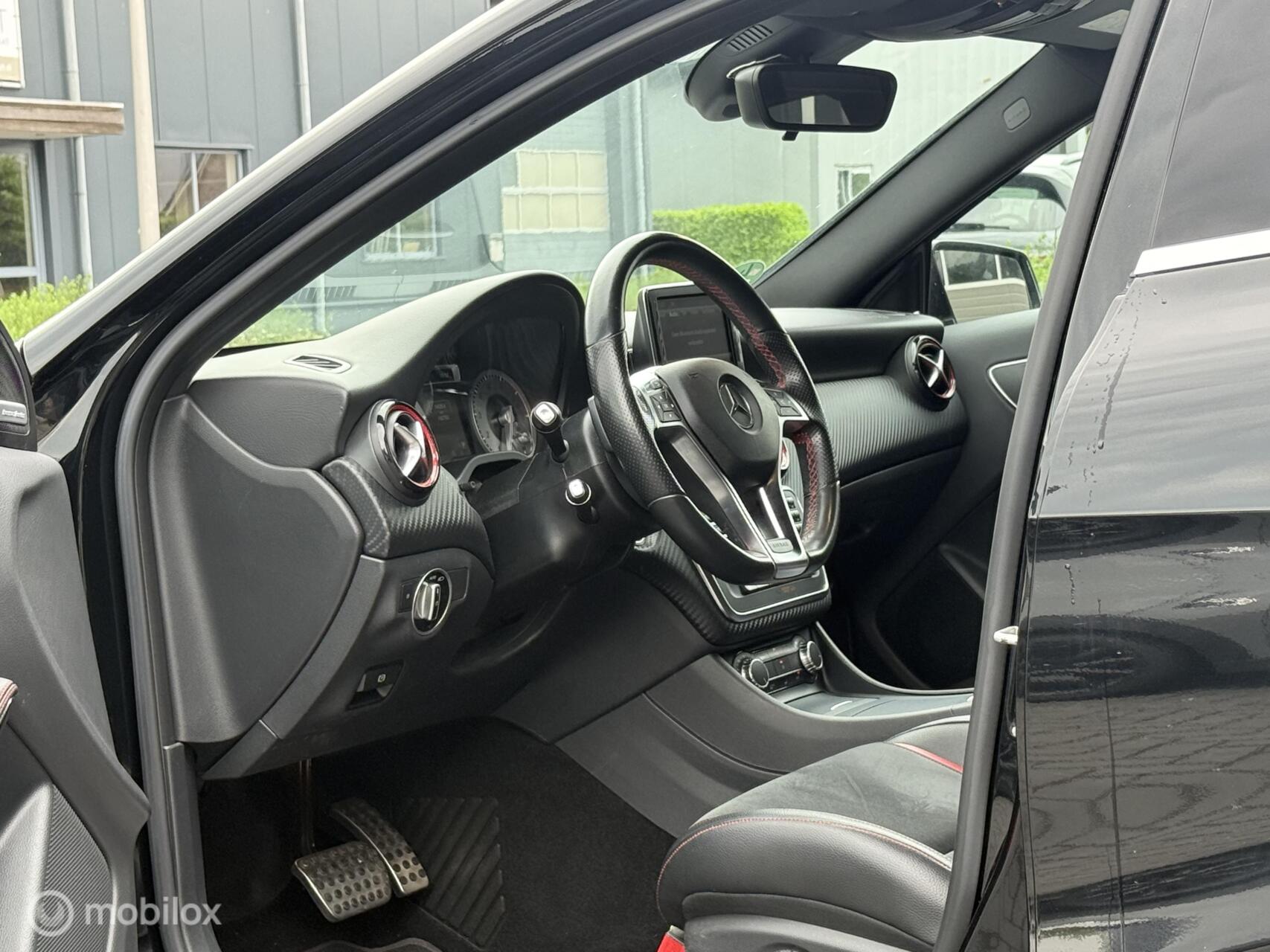 Foto van Mercedes-Benz A 250