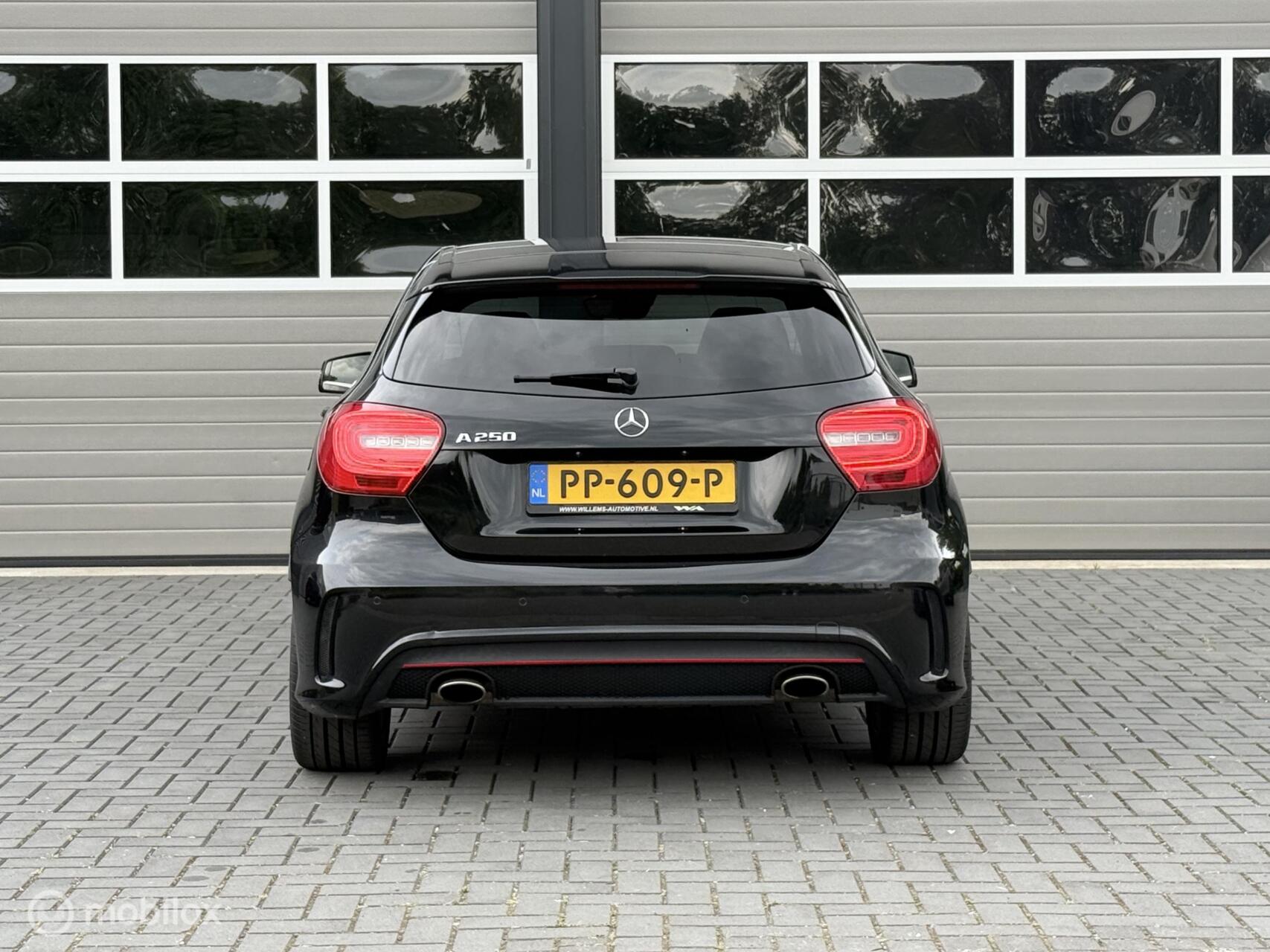 Foto van Mercedes-Benz A 250
