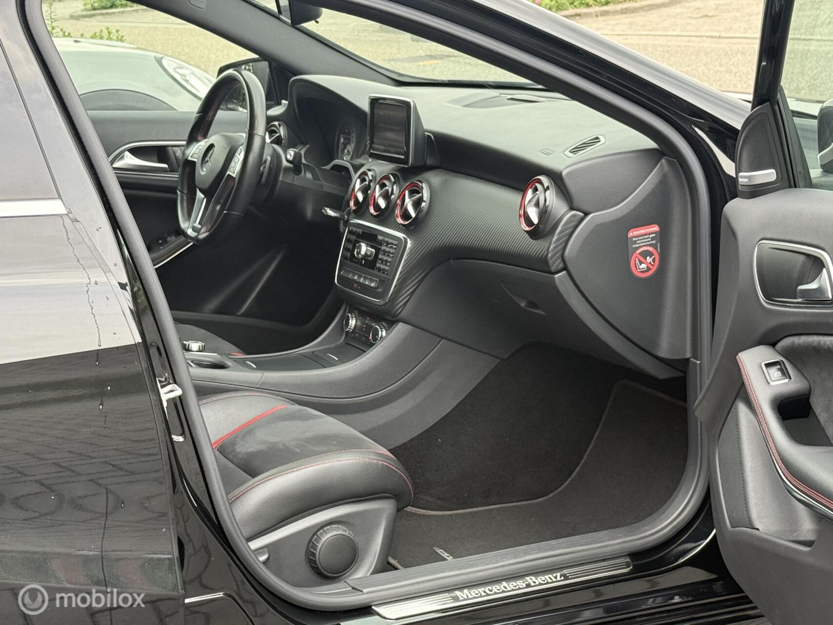 Foto van Mercedes-Benz A 250