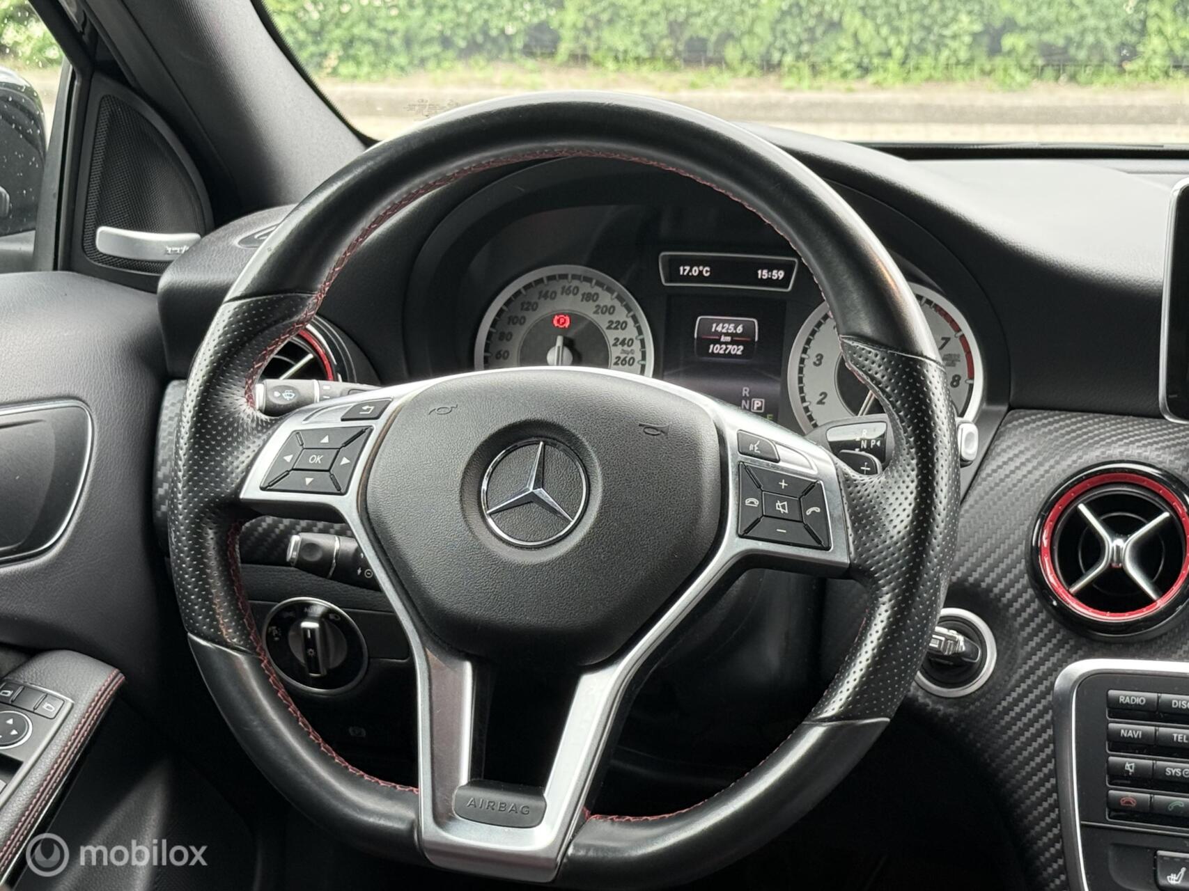 Foto van Mercedes-Benz A 250