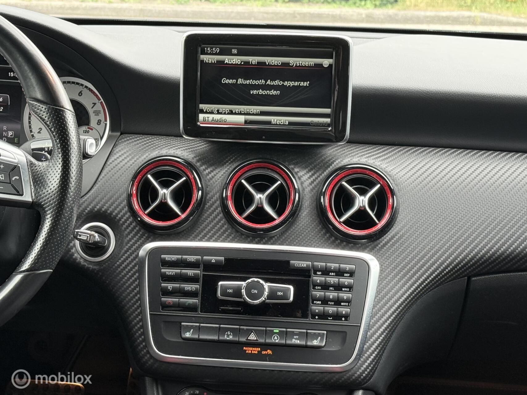 Foto van Mercedes-Benz A 250