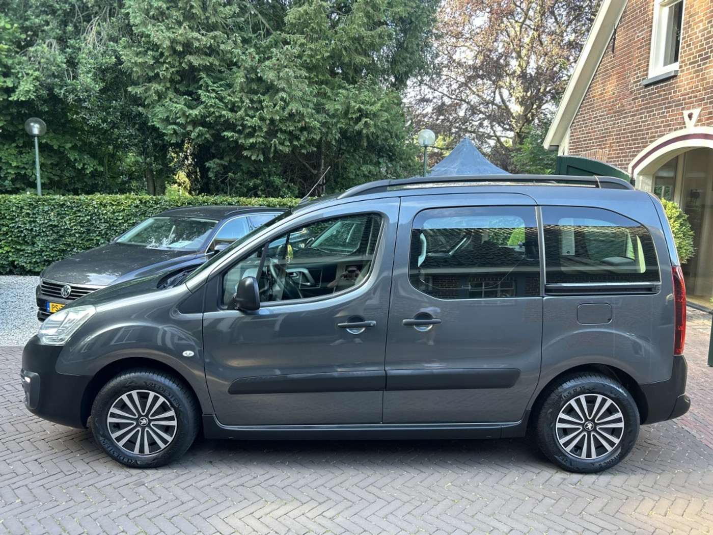 Foto van Peugeot Partner Tepee