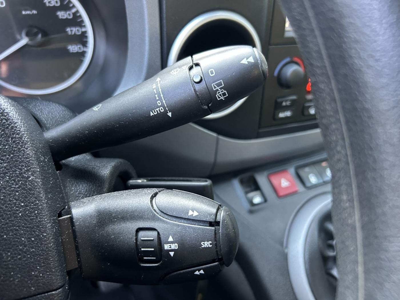 Foto van Peugeot Partner Tepee