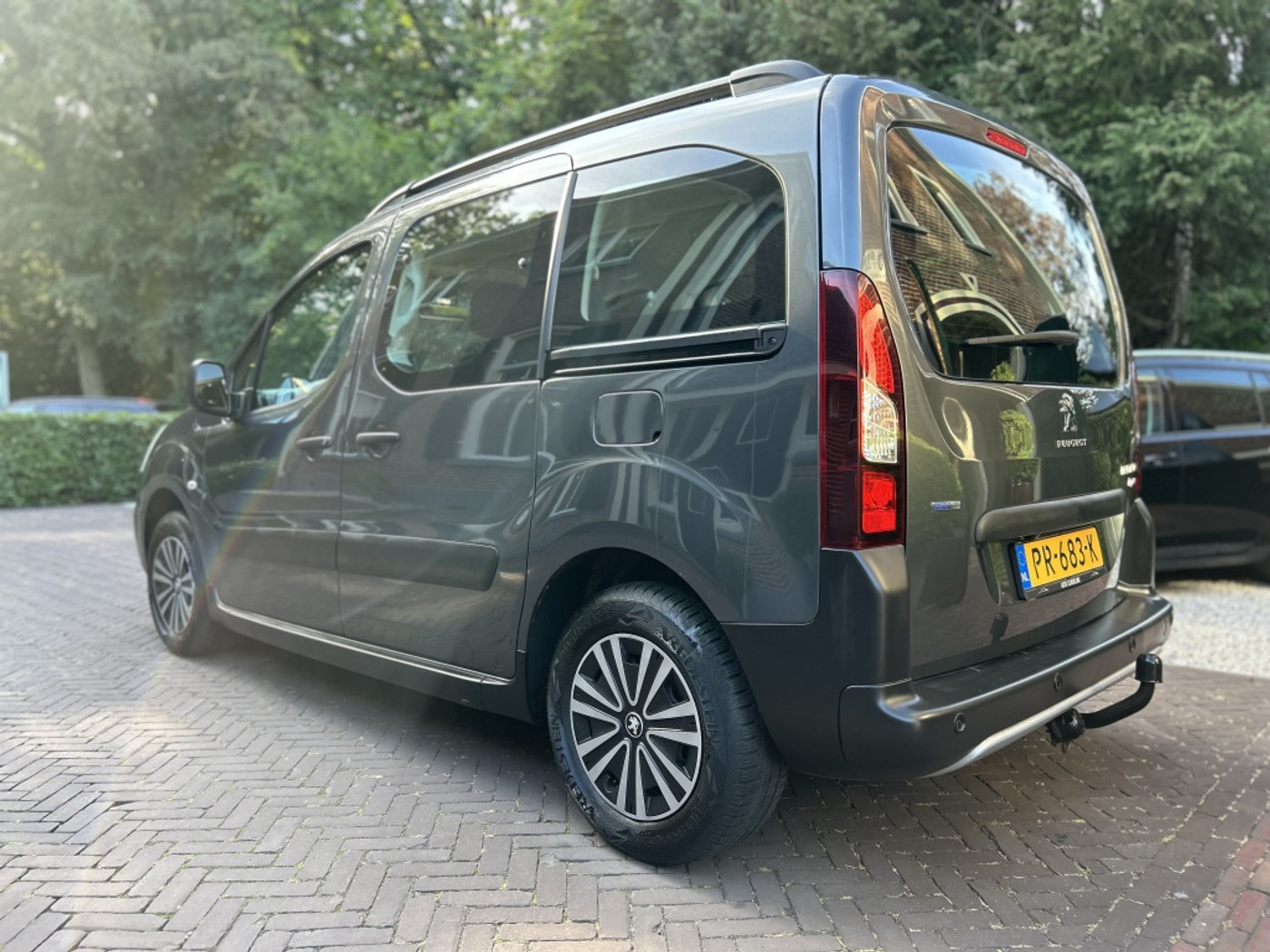Foto van Peugeot Partner Tepee