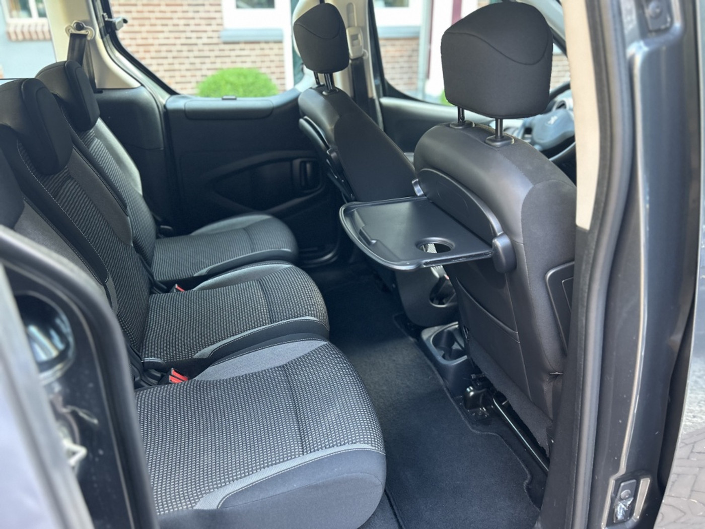 Foto van Peugeot Partner Tepee