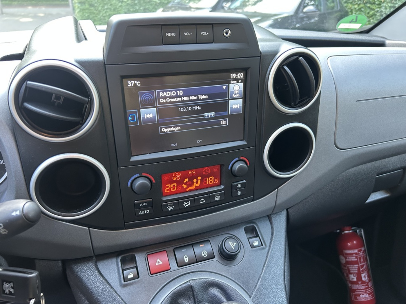 Foto van Peugeot Partner Tepee