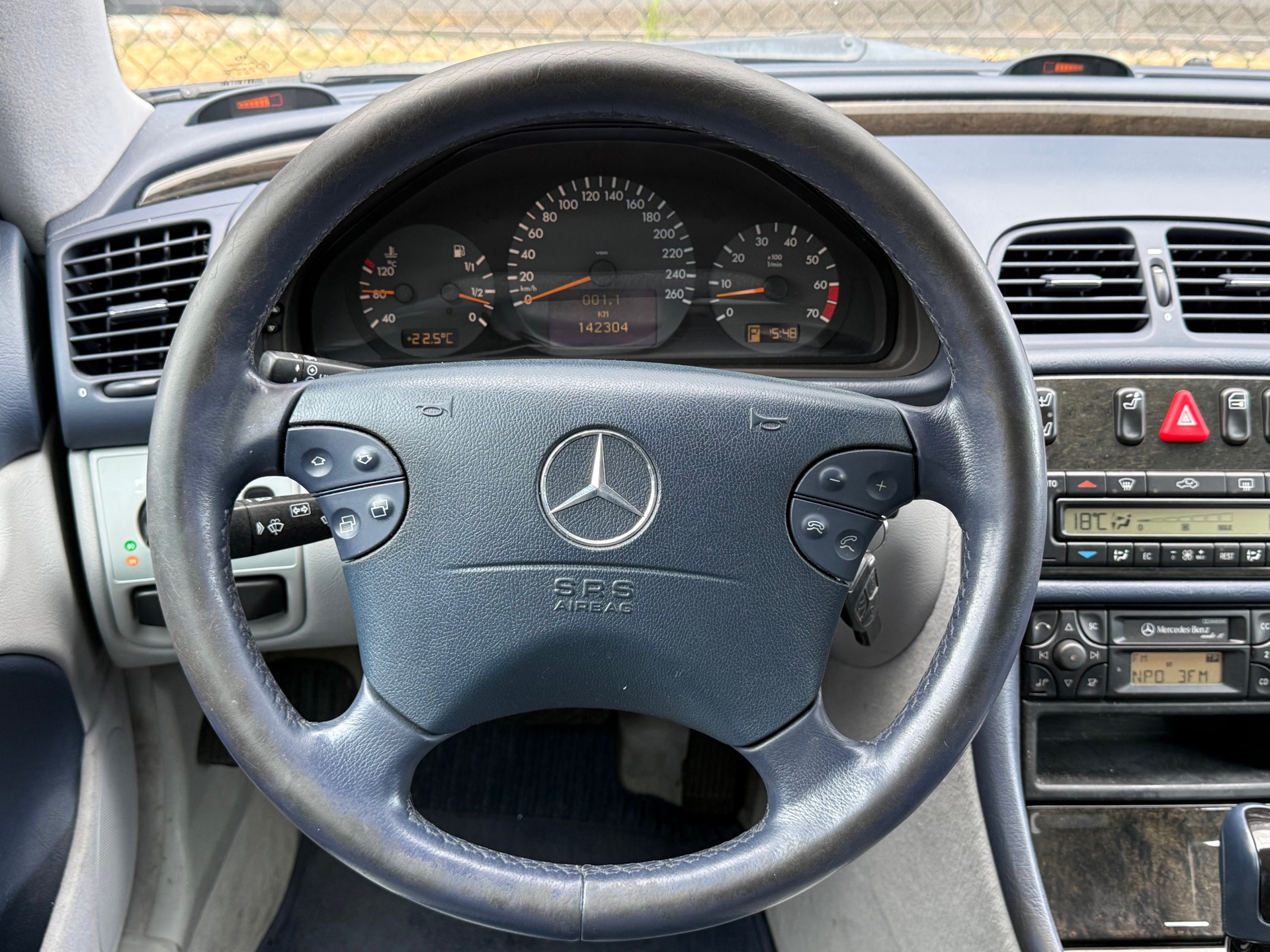 Foto van Mercedes-Benz CLK 320