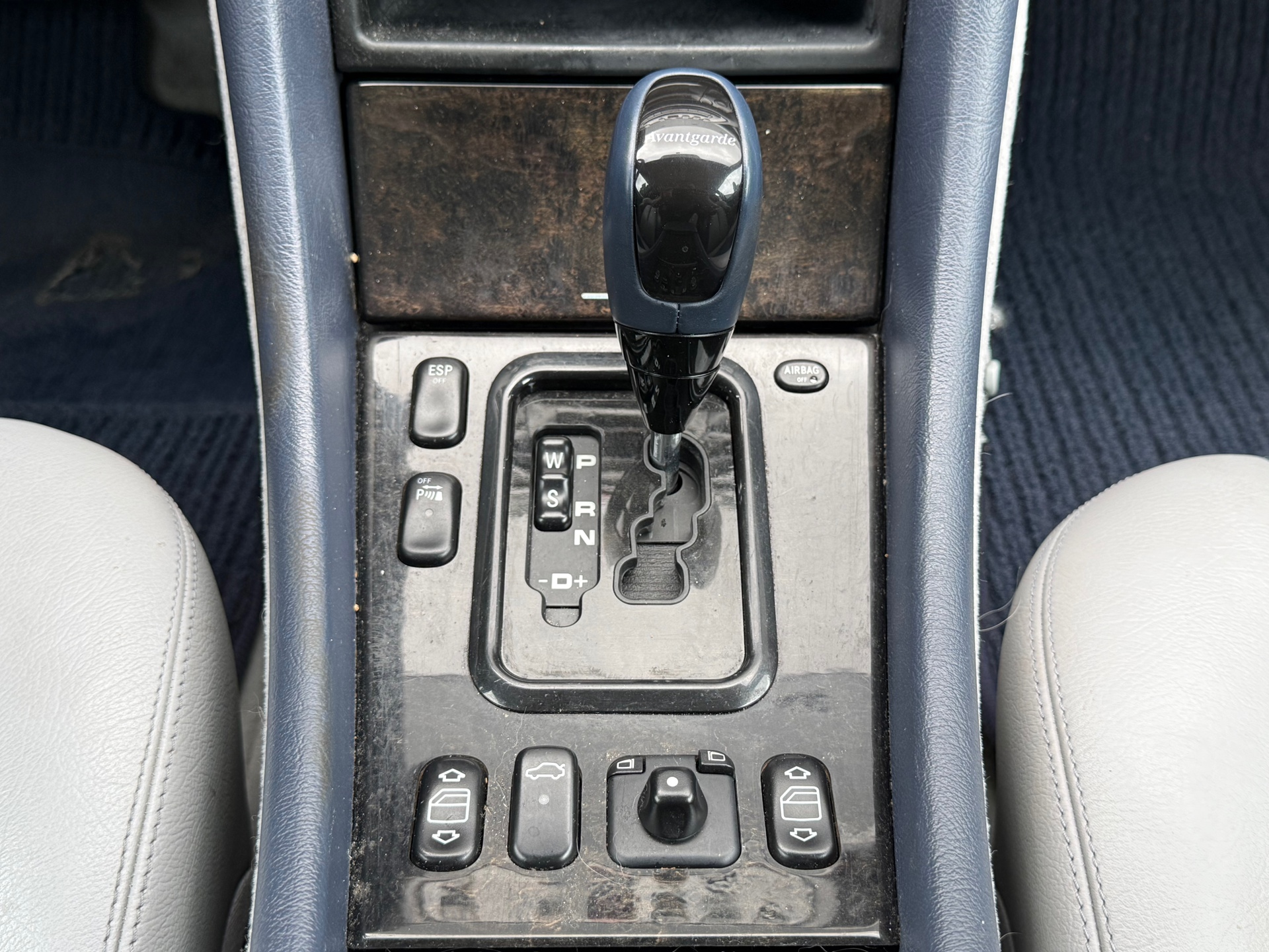 Foto van Mercedes-Benz CLK 320
