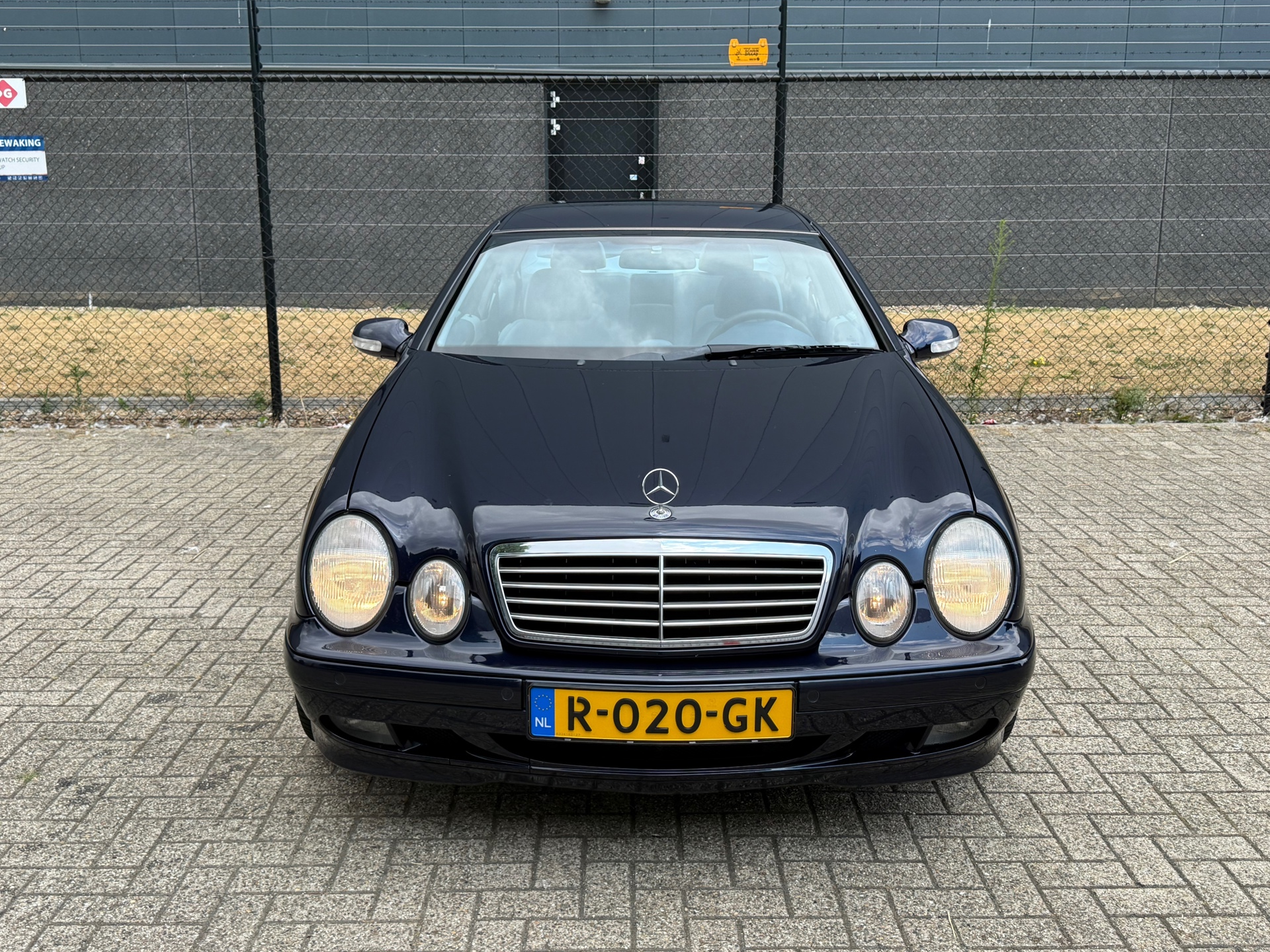 Foto van Mercedes-Benz CLK 320