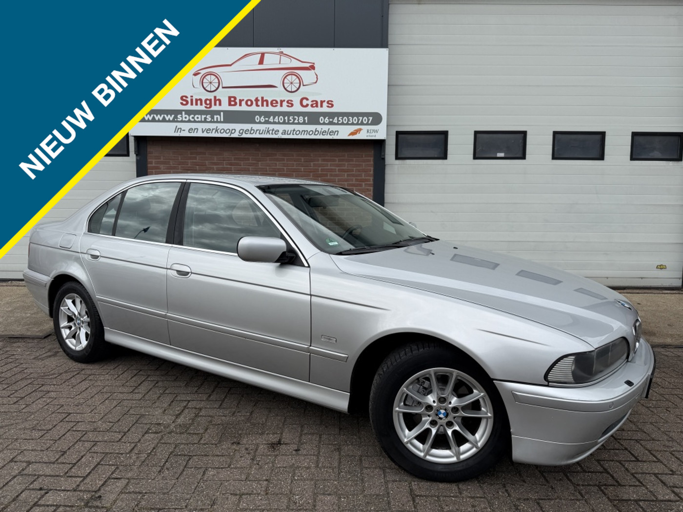 BMW 5er Reihe 525i EXE AUT LEER XENON Y-TIMER ROESTVRIJ !!! 2001 - voorkant