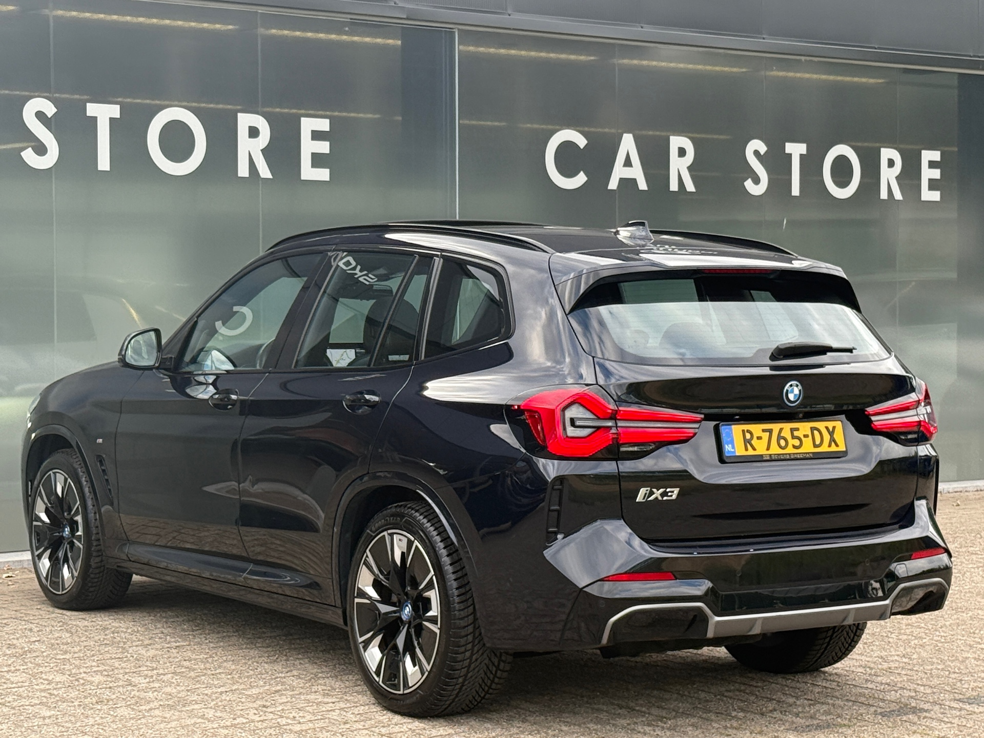 Foto van BMW Ix3