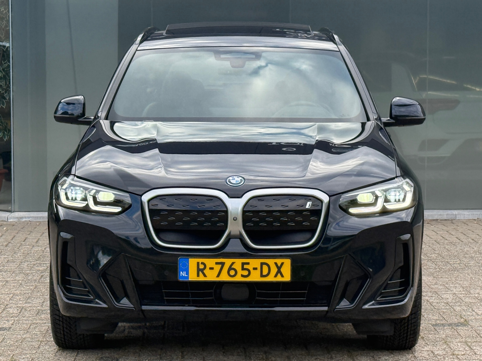 Foto van BMW Ix3