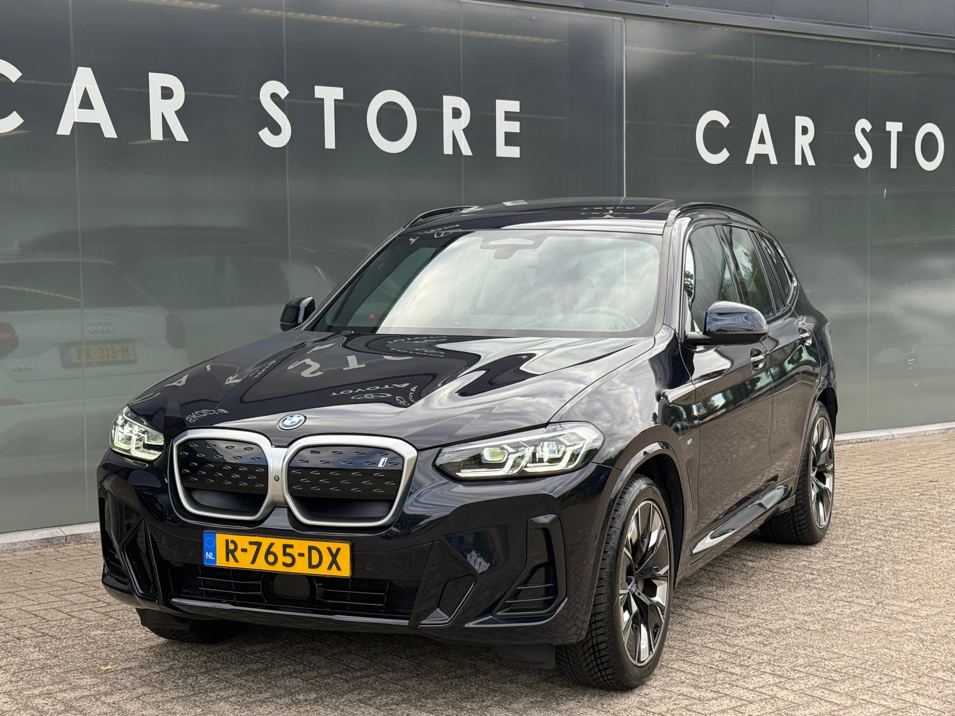 Foto van BMW Ix3