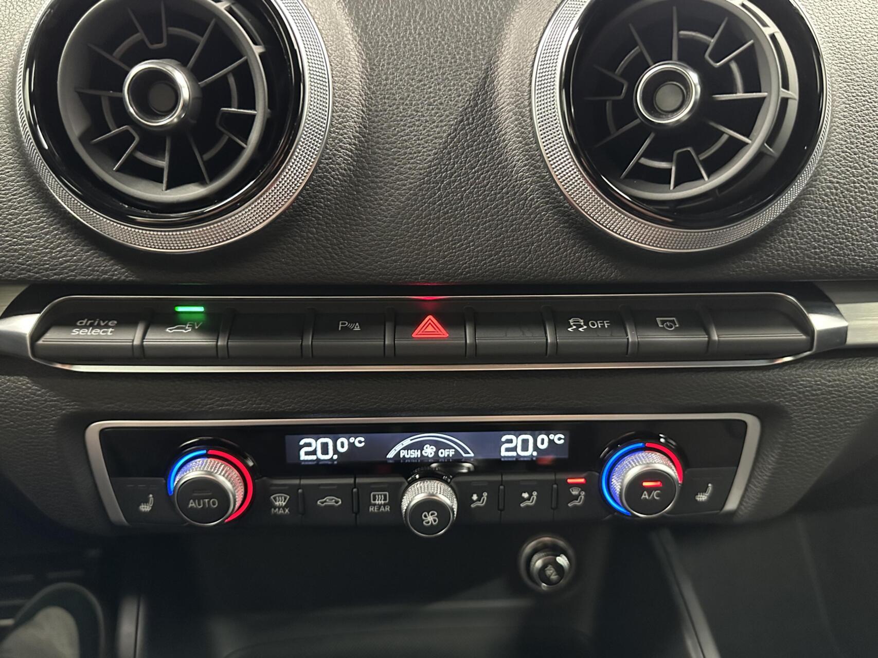 Foto van Audi A3 40 E-tron