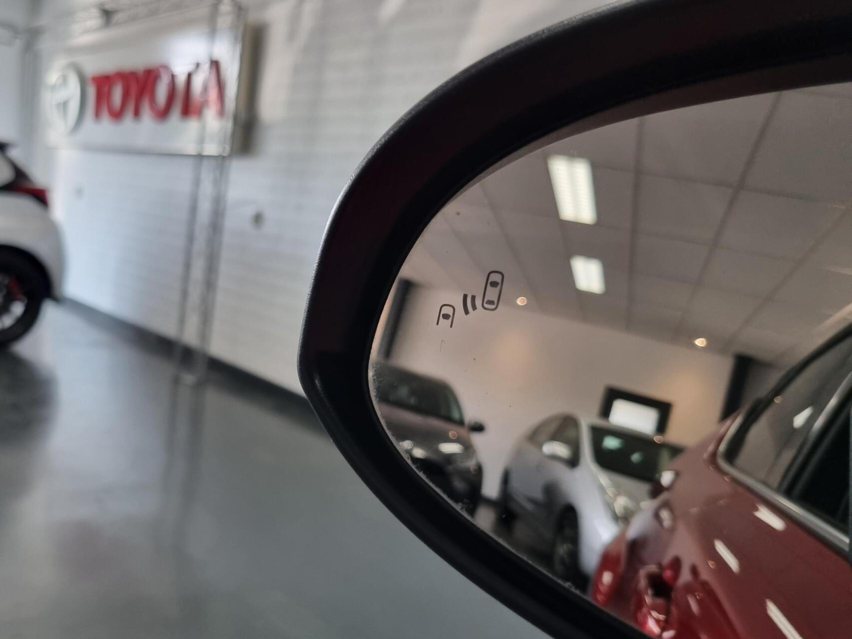 Foto van Toyota Toyota C-hr